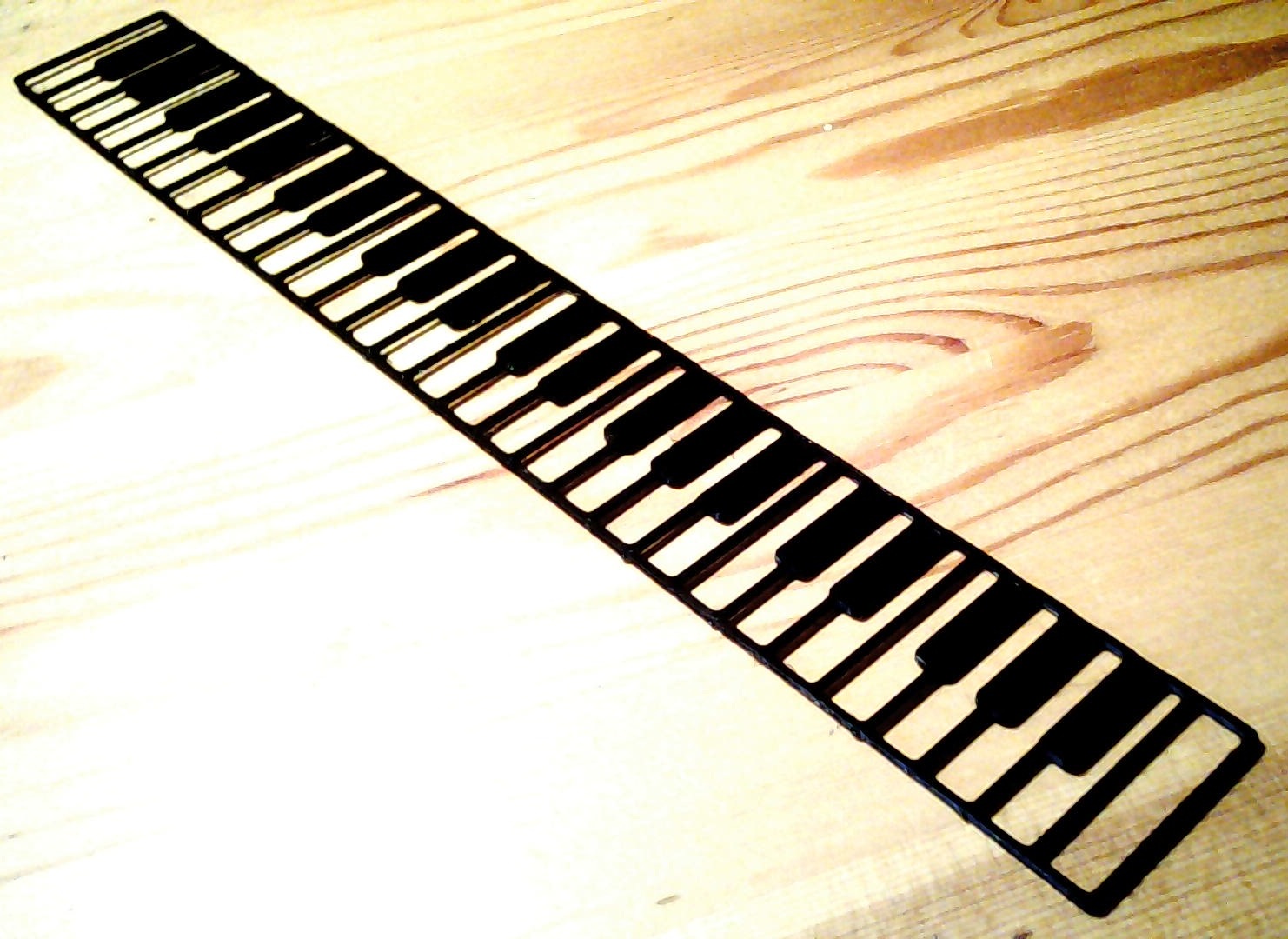 Piano keyboard bookmark