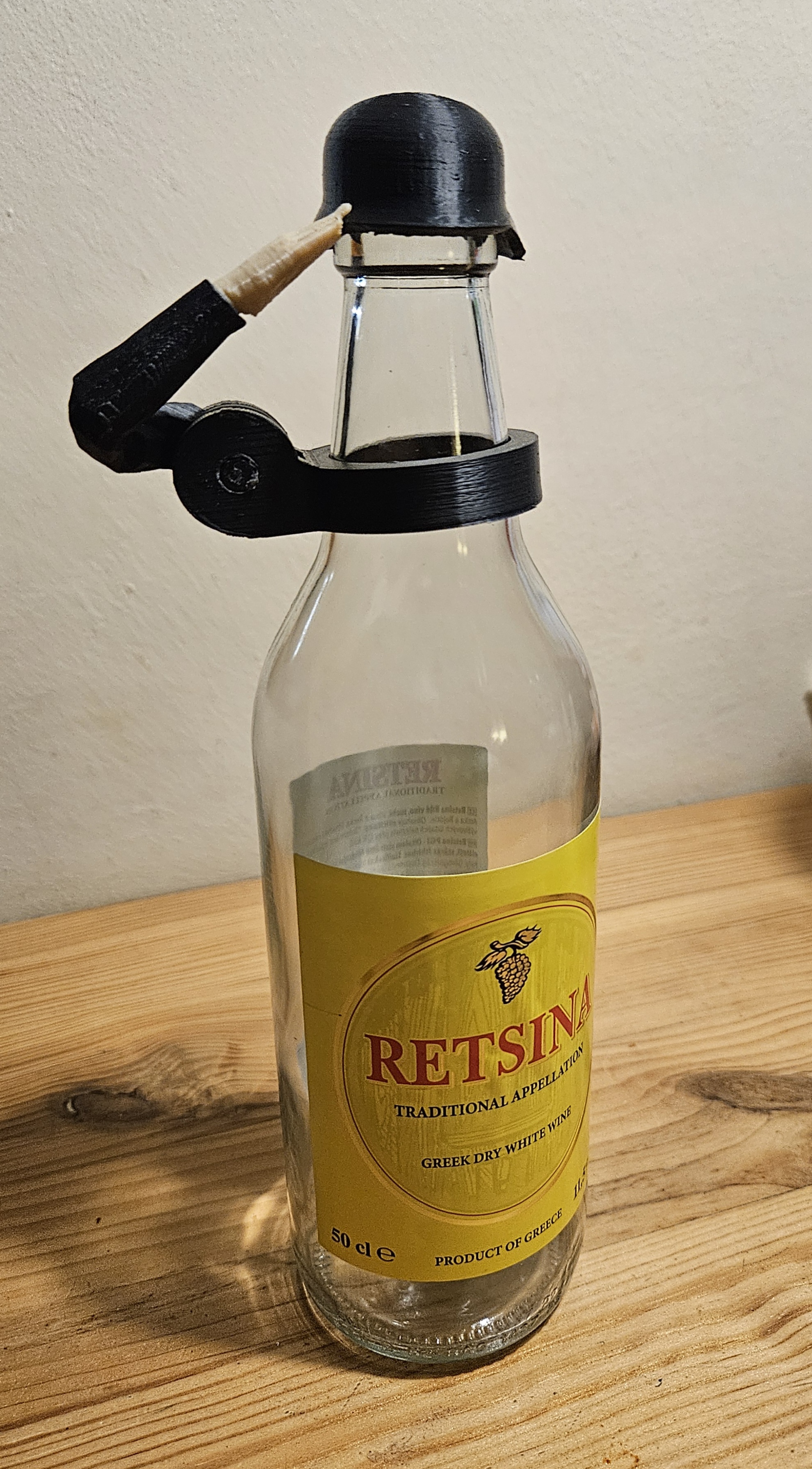 Beerbottle helmet (hand only)