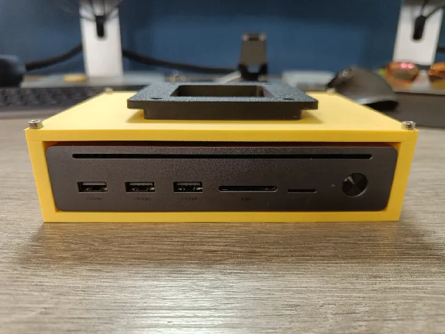 UGREEN Maxidok 10-in-1 Thunderbolt 5 Dock Under-Table Mount