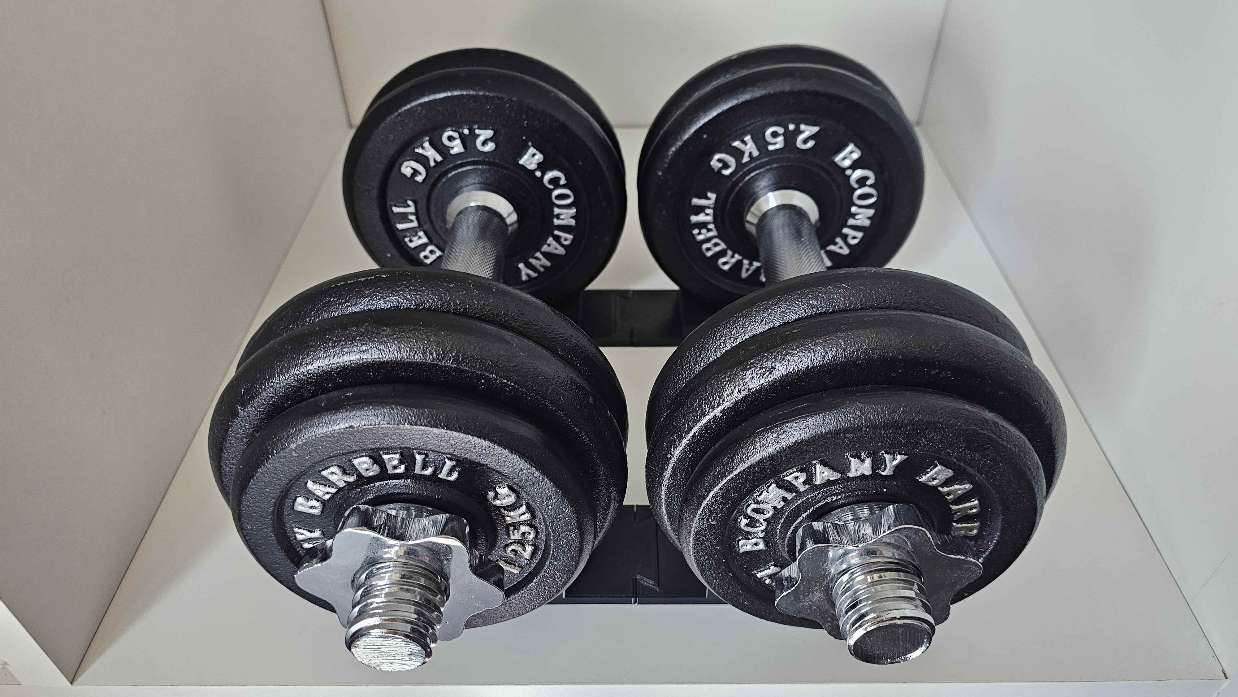 Miniatura 6 do modelo 3D Dumbbell Holder/Stand