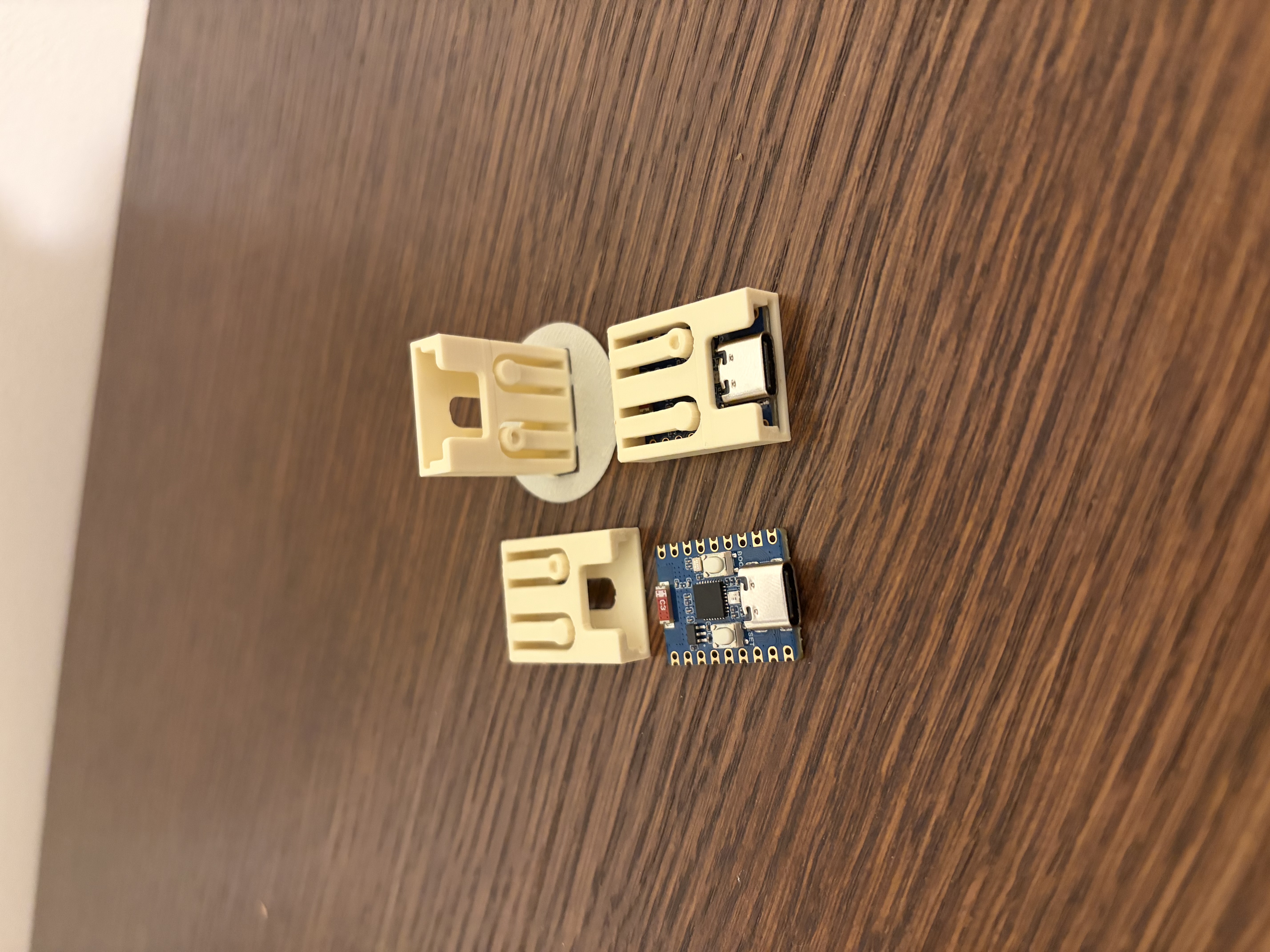 ESP32-C3-Zero enclosure