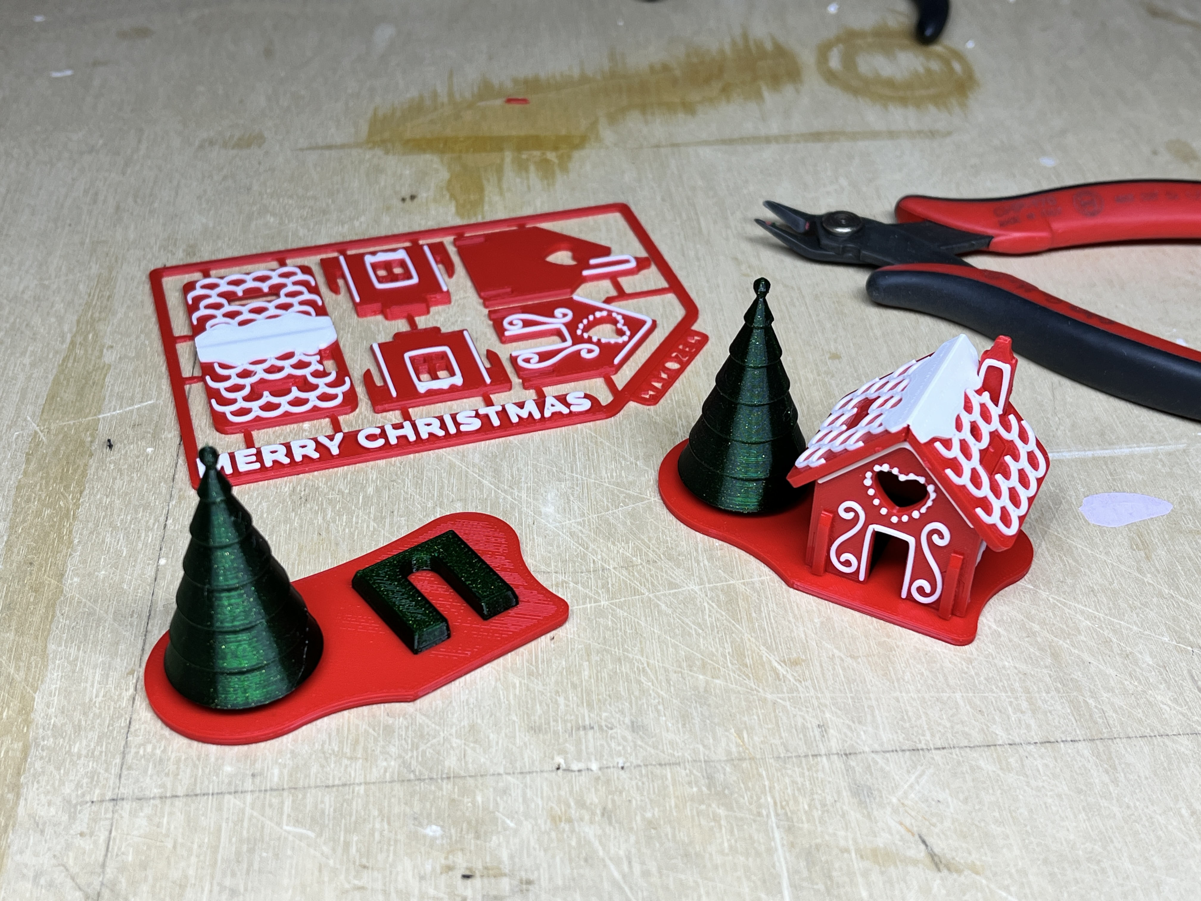 Base for Gingerbread House Kit Card