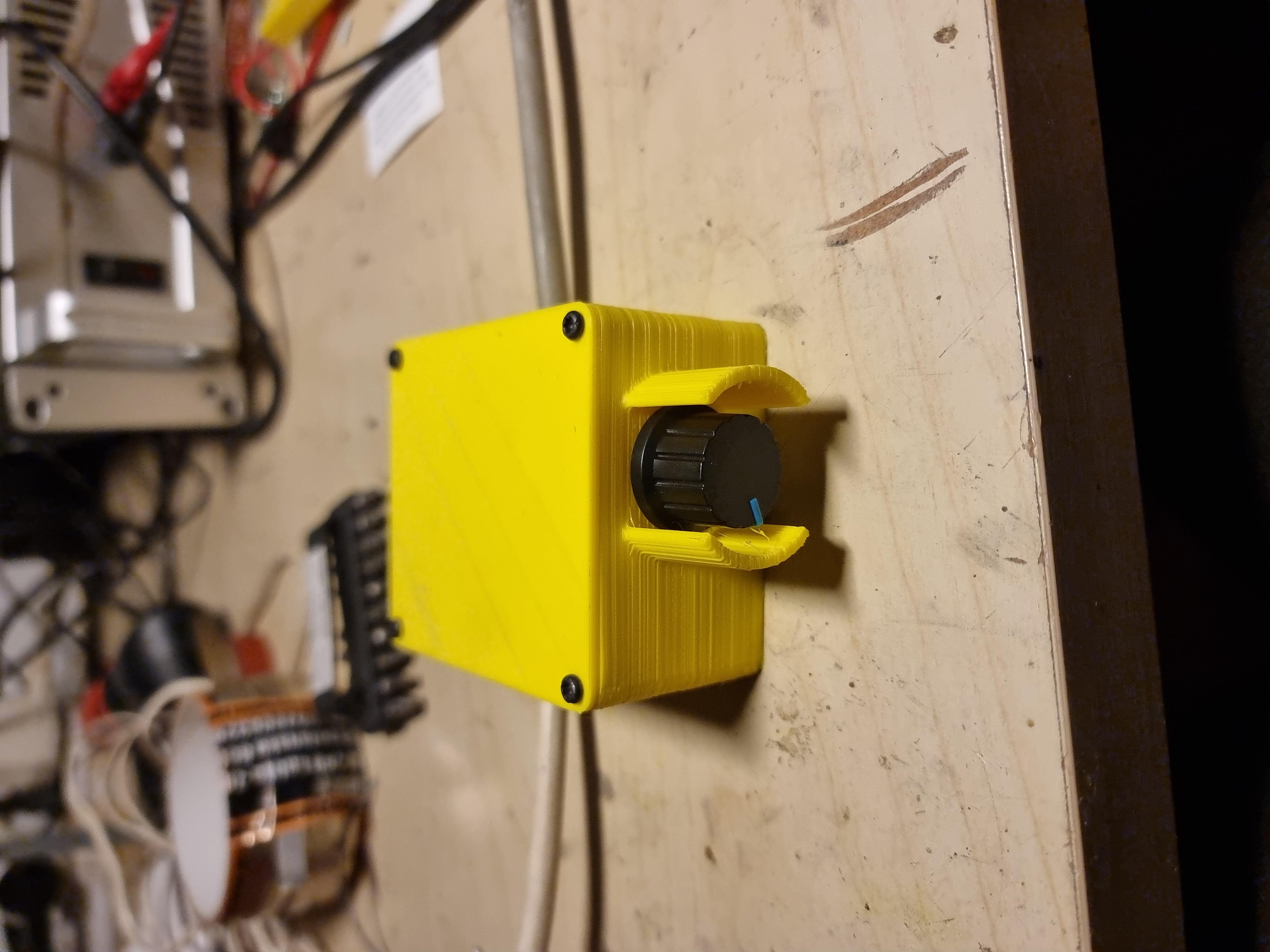Triak power regulator module enclosure housing