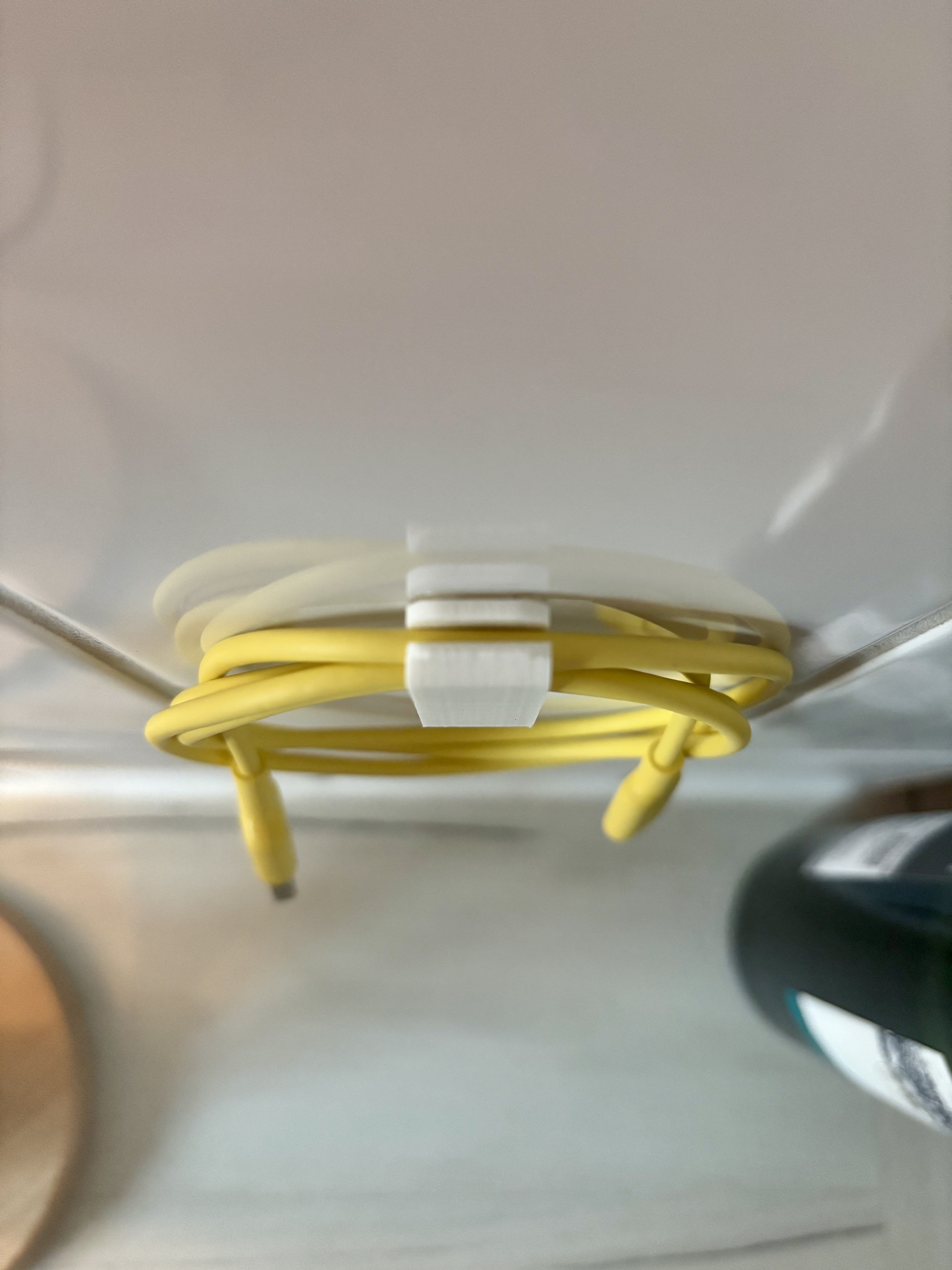 Miniatura 3 do modelo 3D Wall cable clip