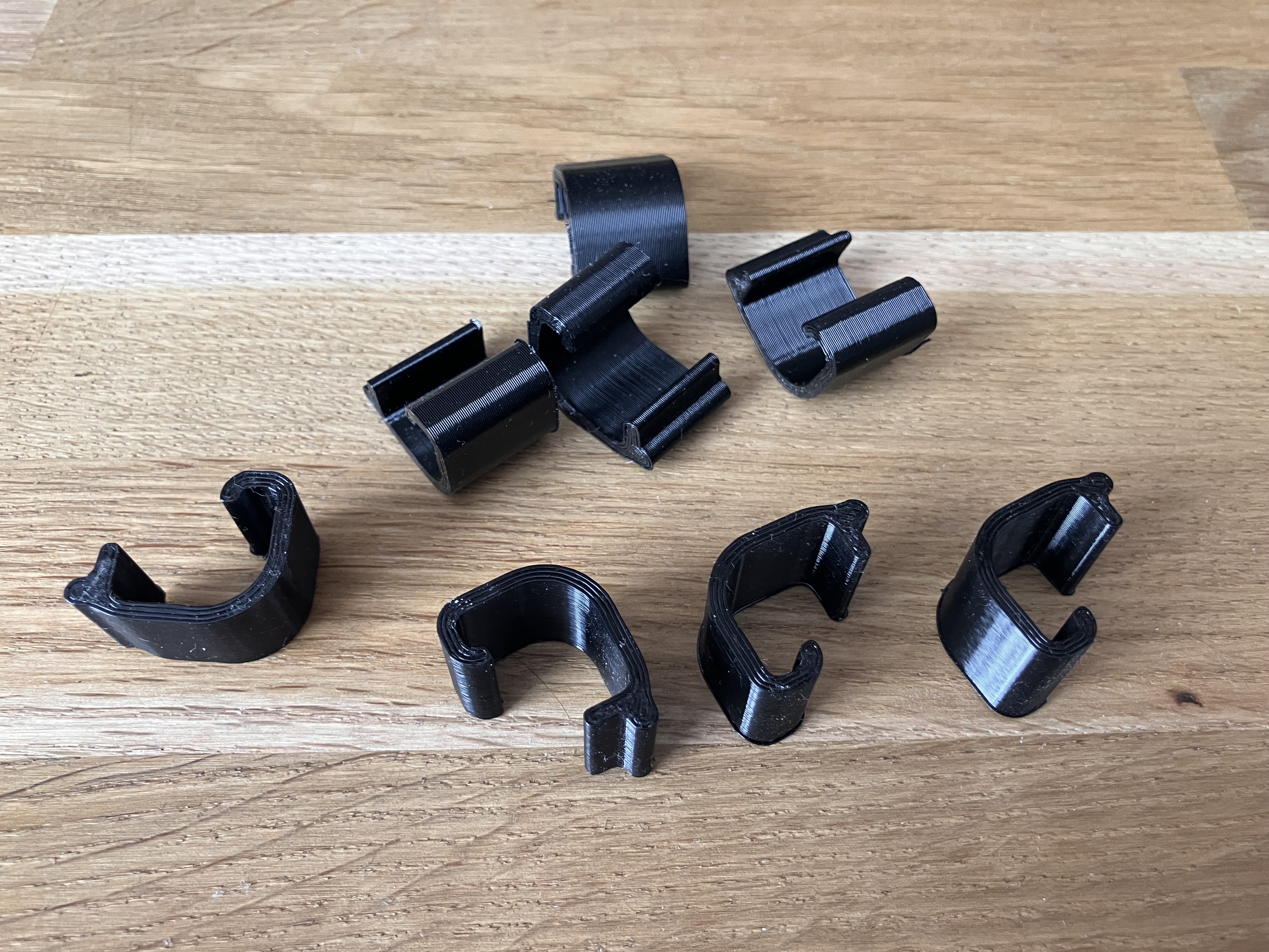 clip for smala 22L et 45L with a silicone joint.