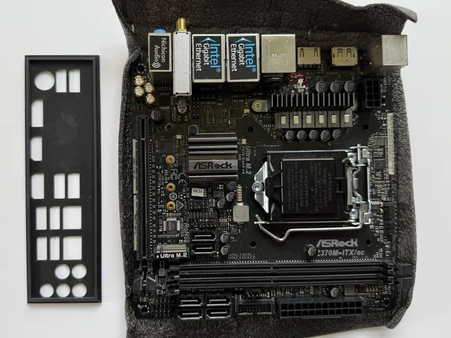 IO Shield for ASRock Z370M-ITX AC