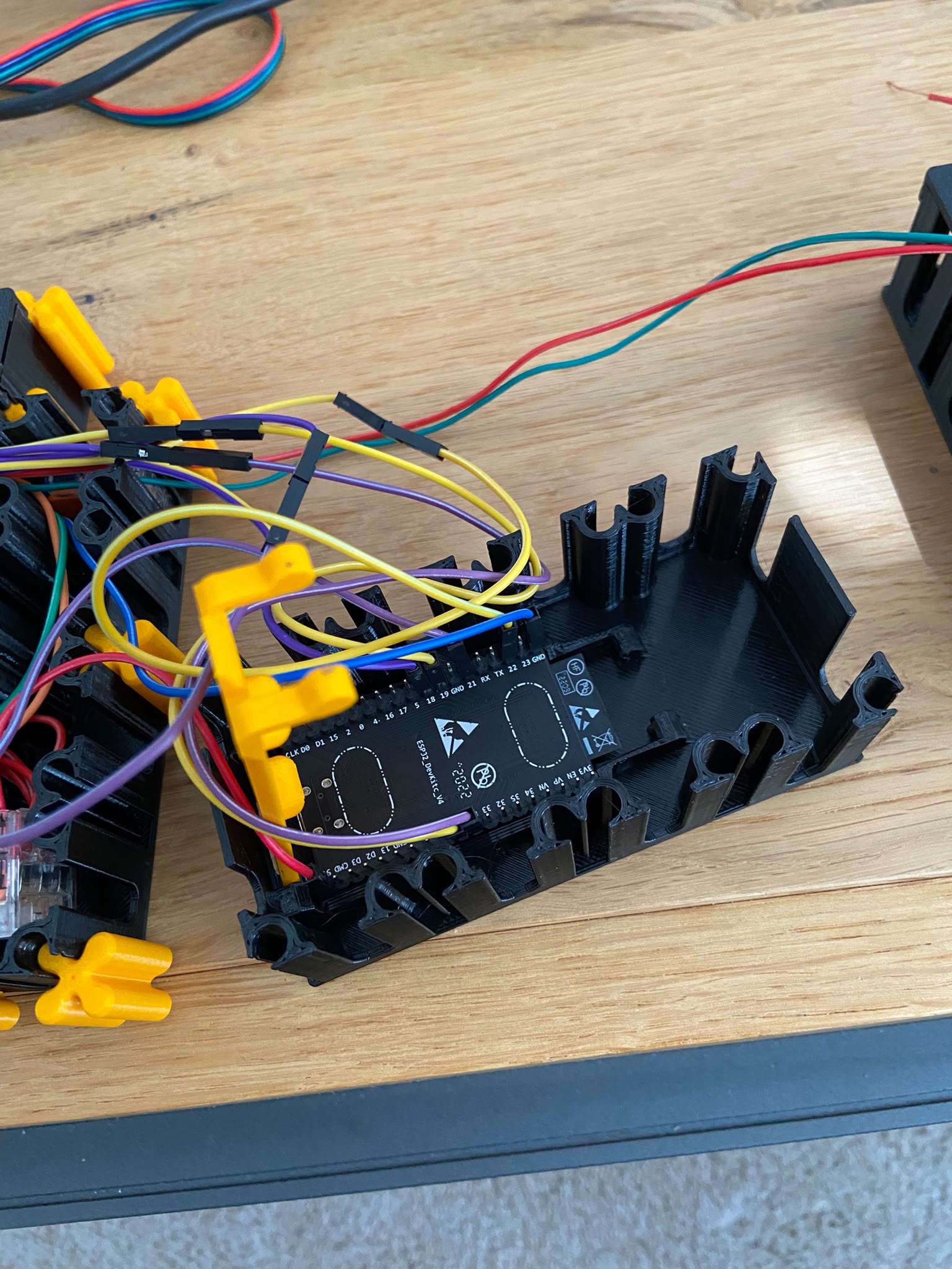 MakerDock -> Stackable DIY Development Platform | Modular ESP32 Electronics Mounting System — thumbnail 4