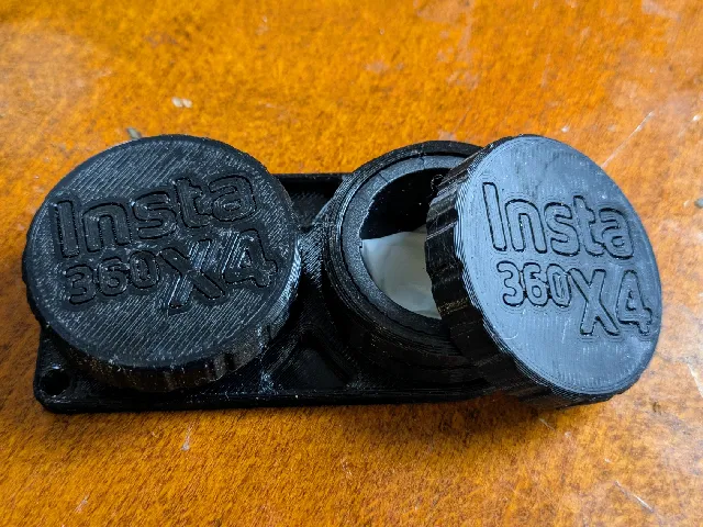 Insta360 X4 Premium lense guards box