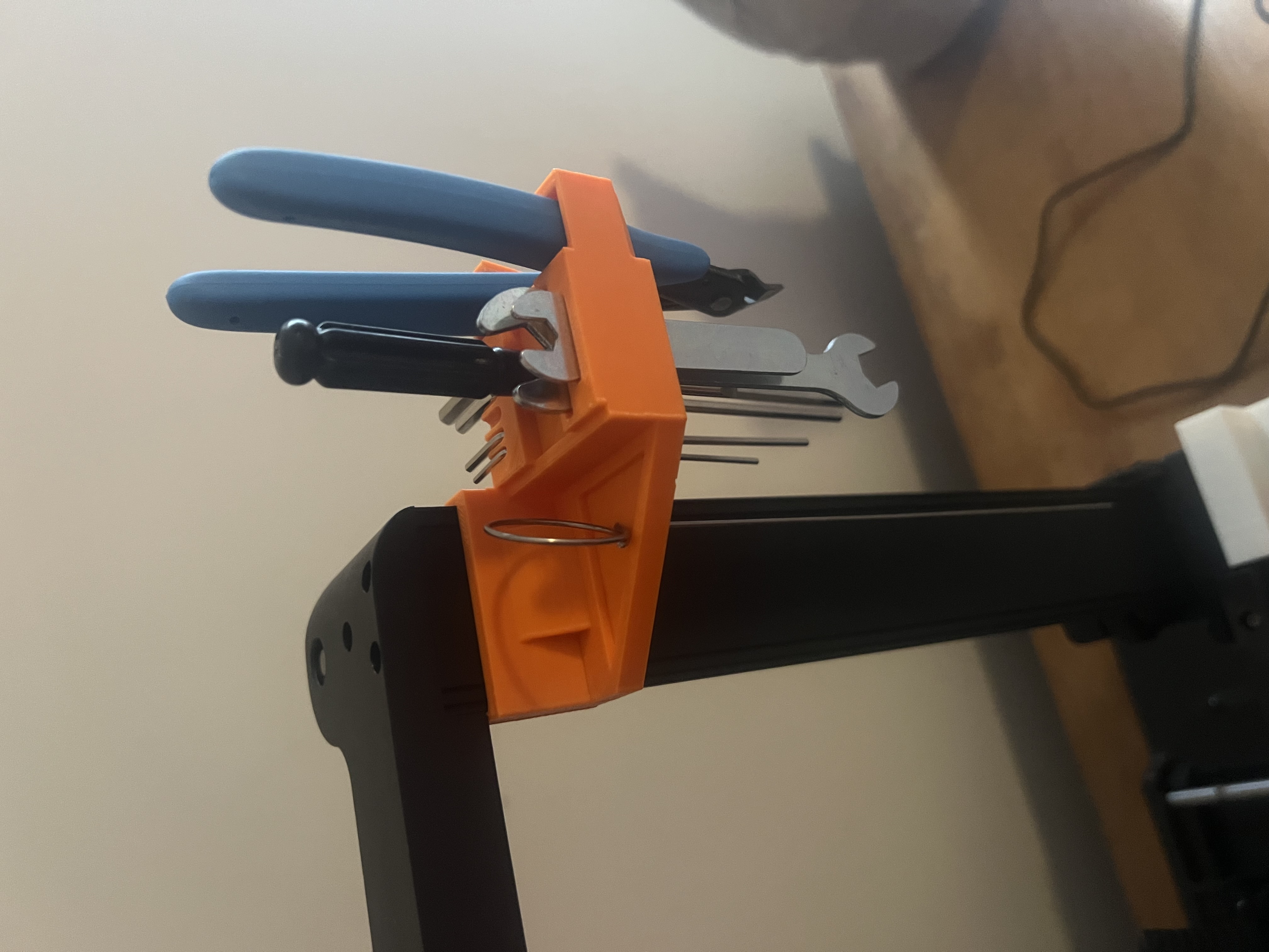 Ender 3 V3 KE Tool Holder with added Extruder Needle space