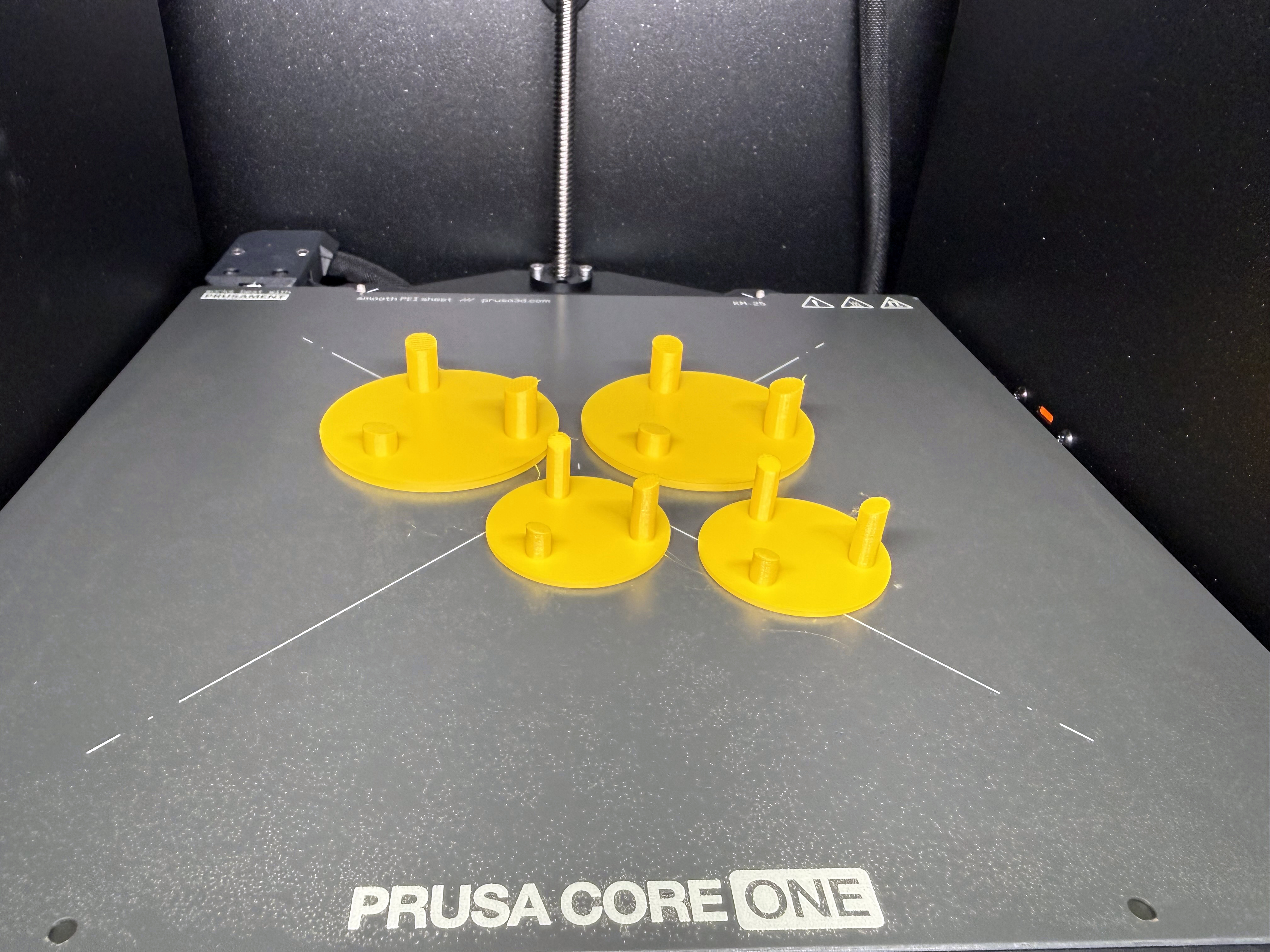 Simple support for model or mineral stone