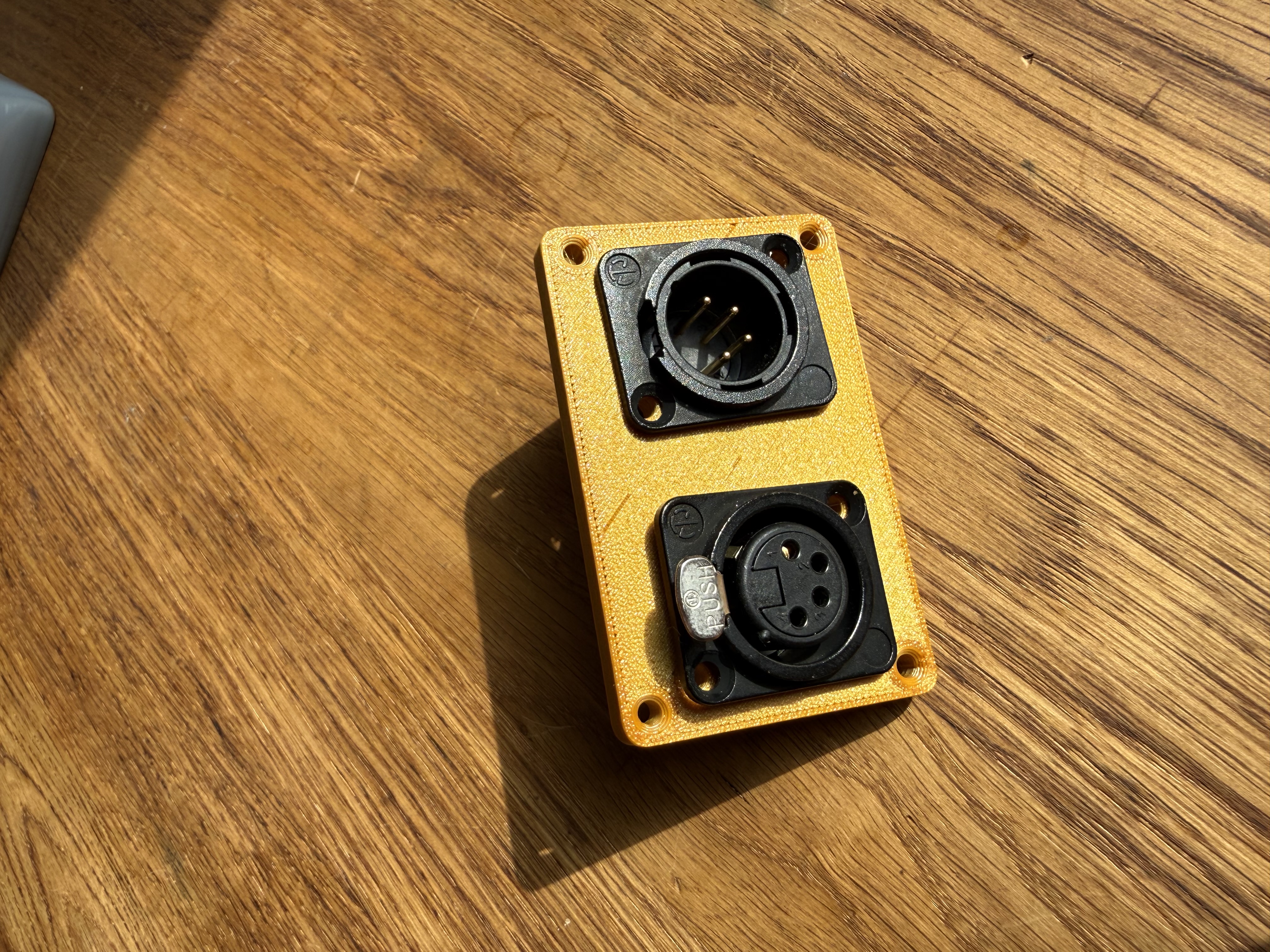 Neutrik D-Tipe BOXO Plate