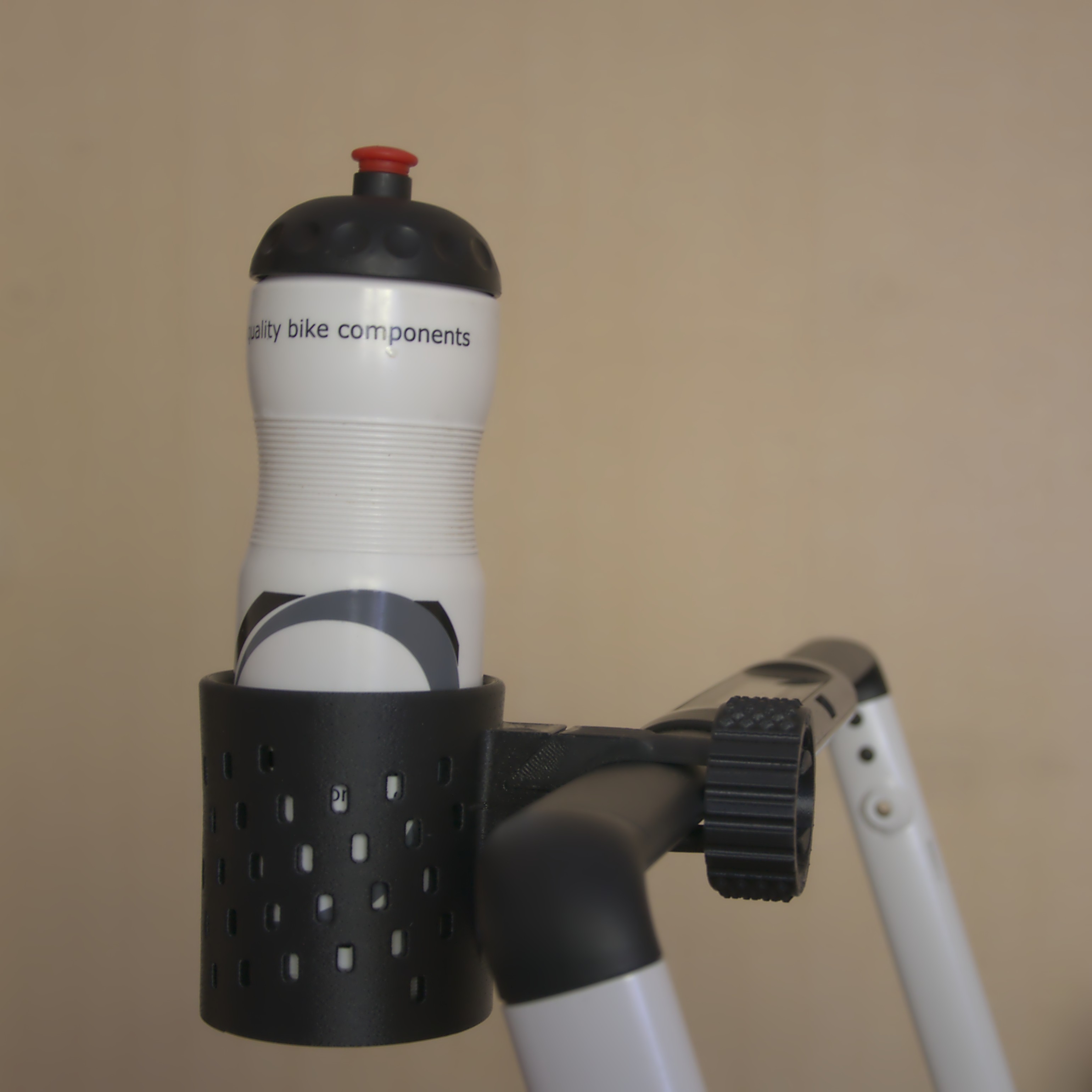Water bottle holder for Toorx Compact treadmill