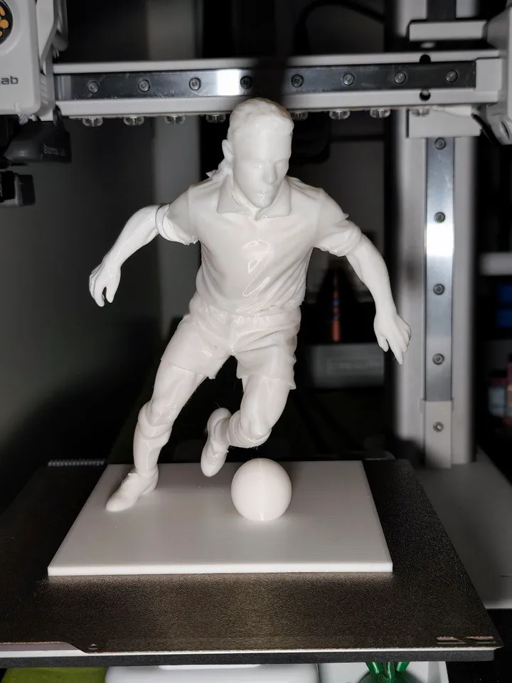 Statue of Roberto Baggio by CosyMaker79 | Download free STL