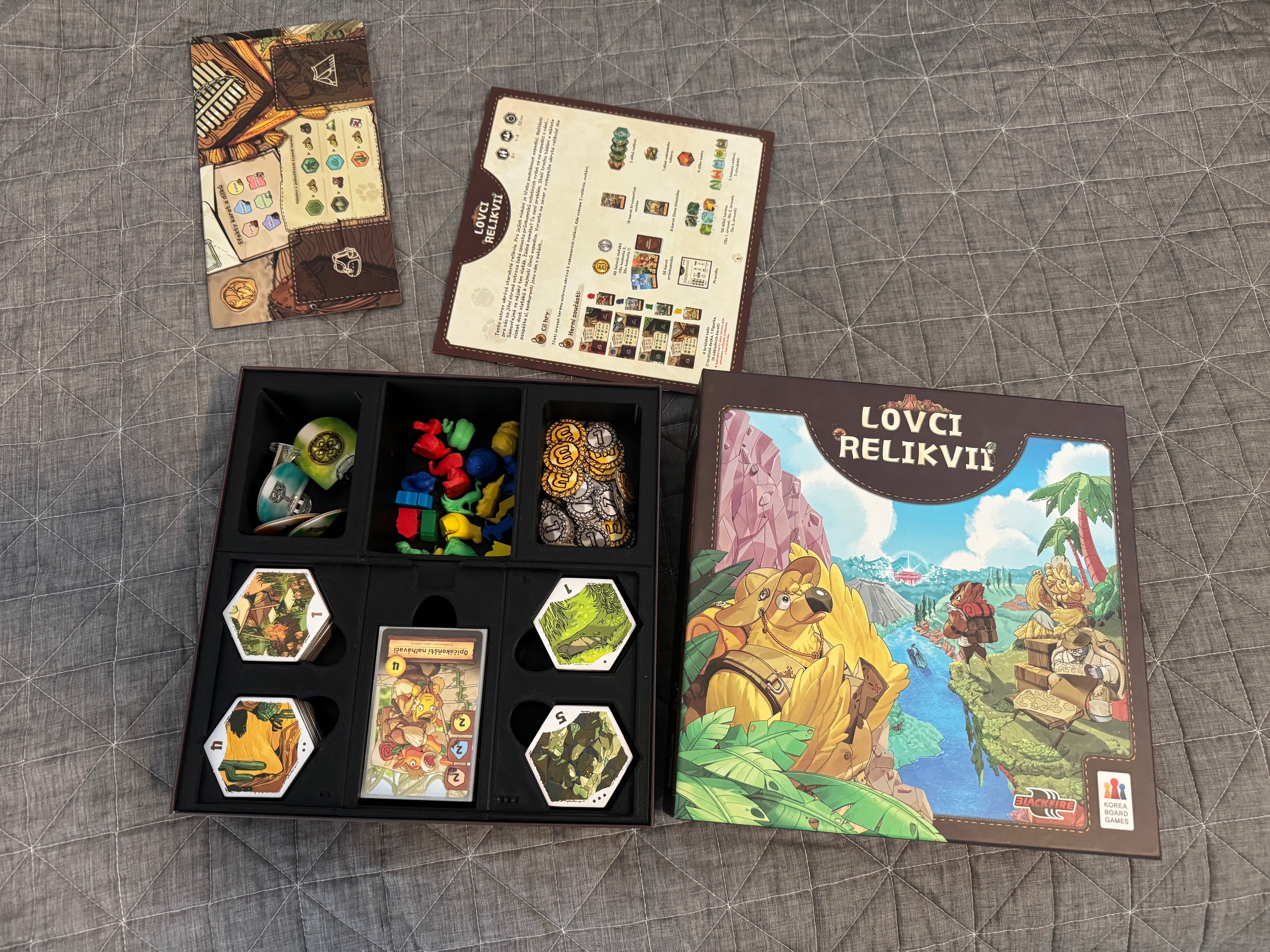 Lovci relikvií (Relic hunters) - insert