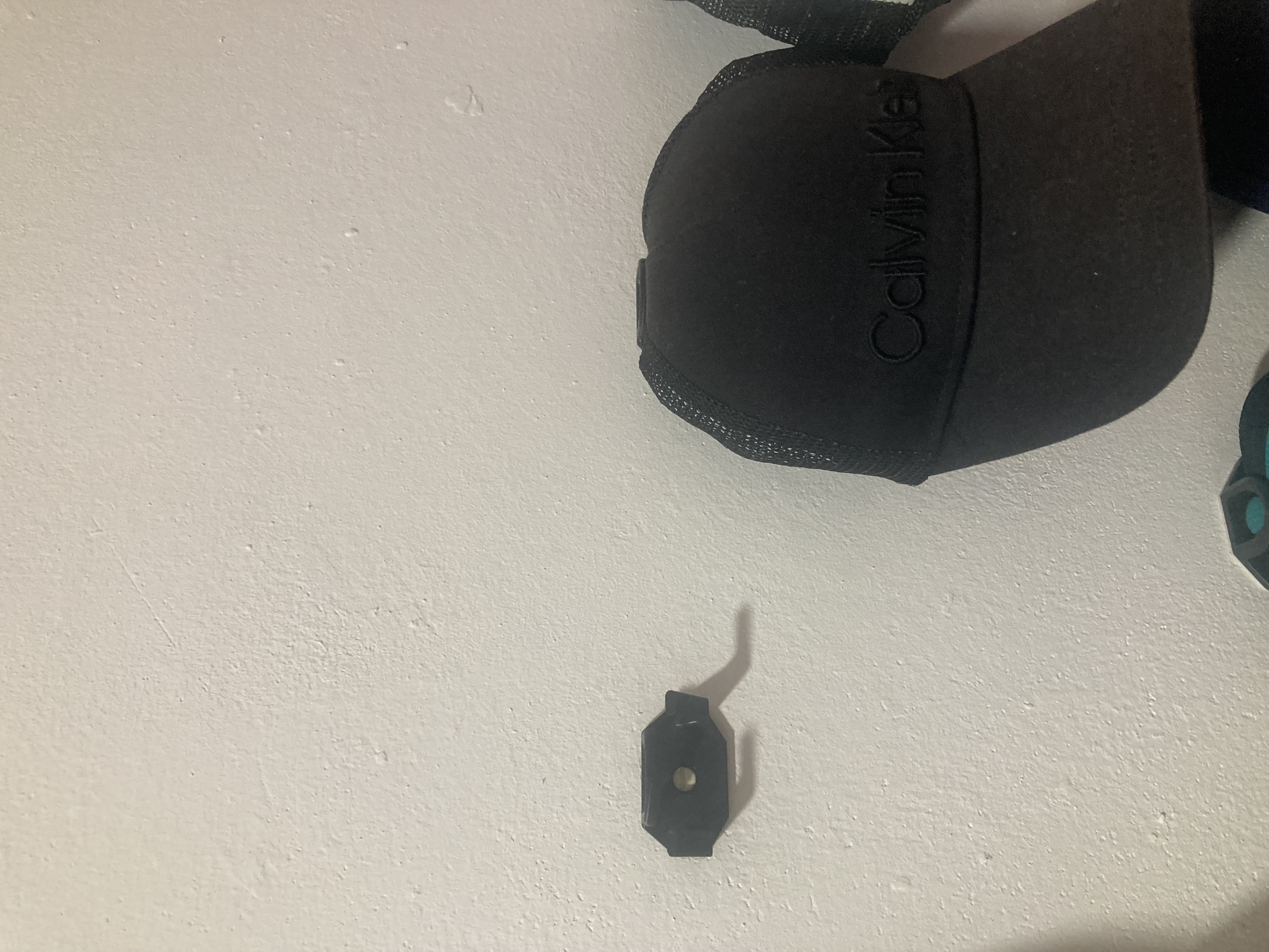 cap holder