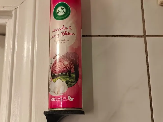 Air freshener holder for bathroom. (33min print with Core One, no supports needed)