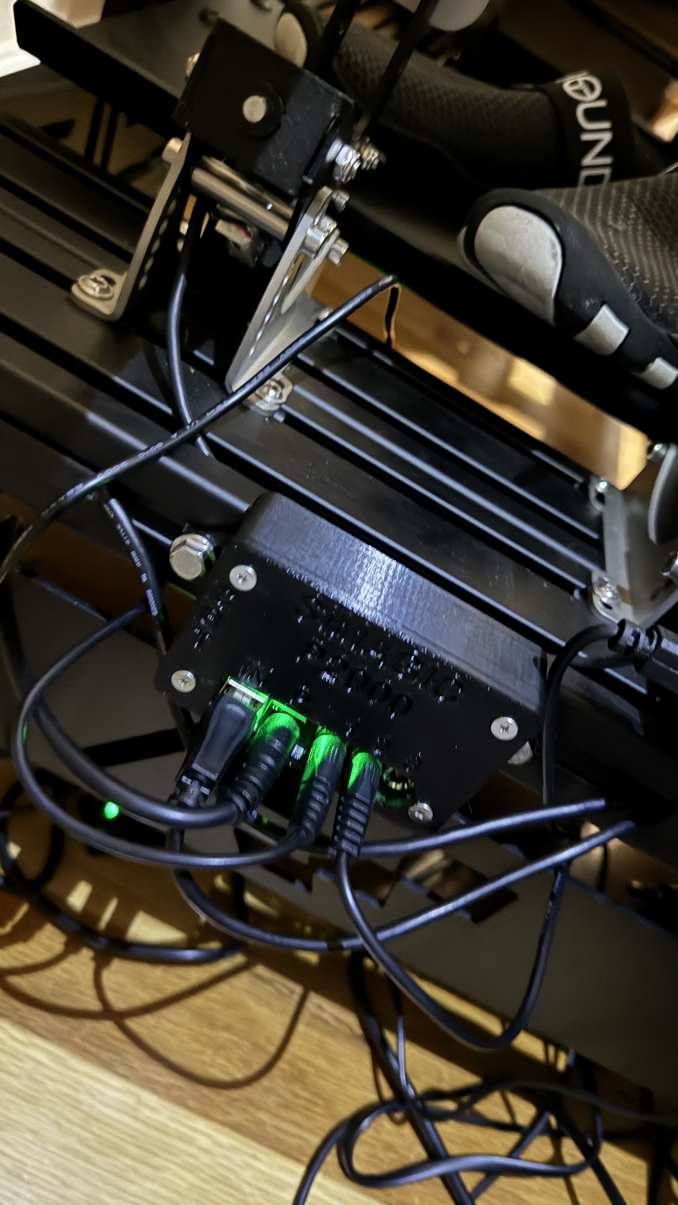 Simagic P2000 Haptic Controller Box — miniatura 2