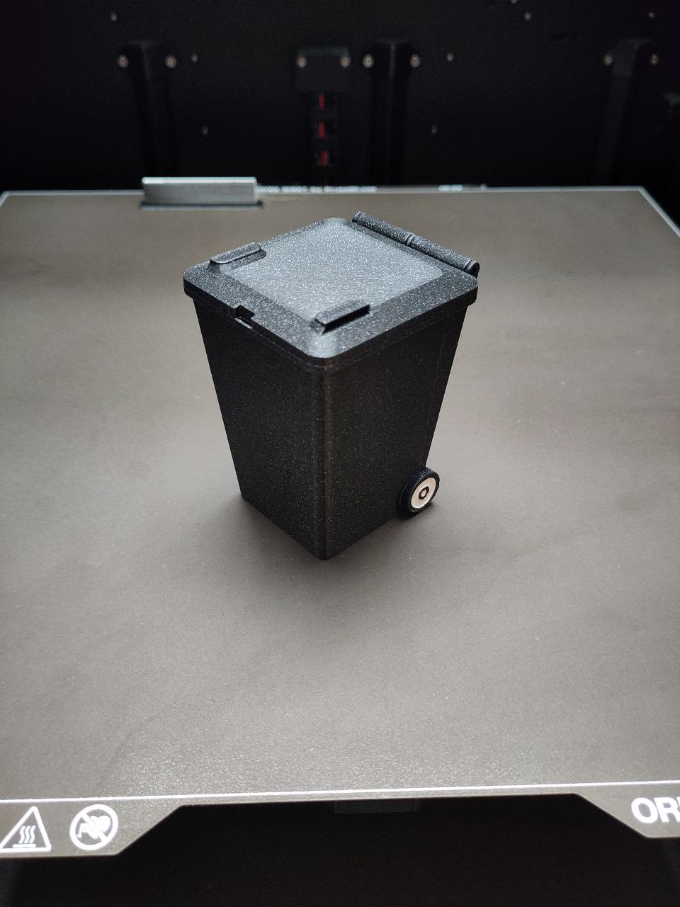 Mini-Mülltonne/Mini Trash Bin