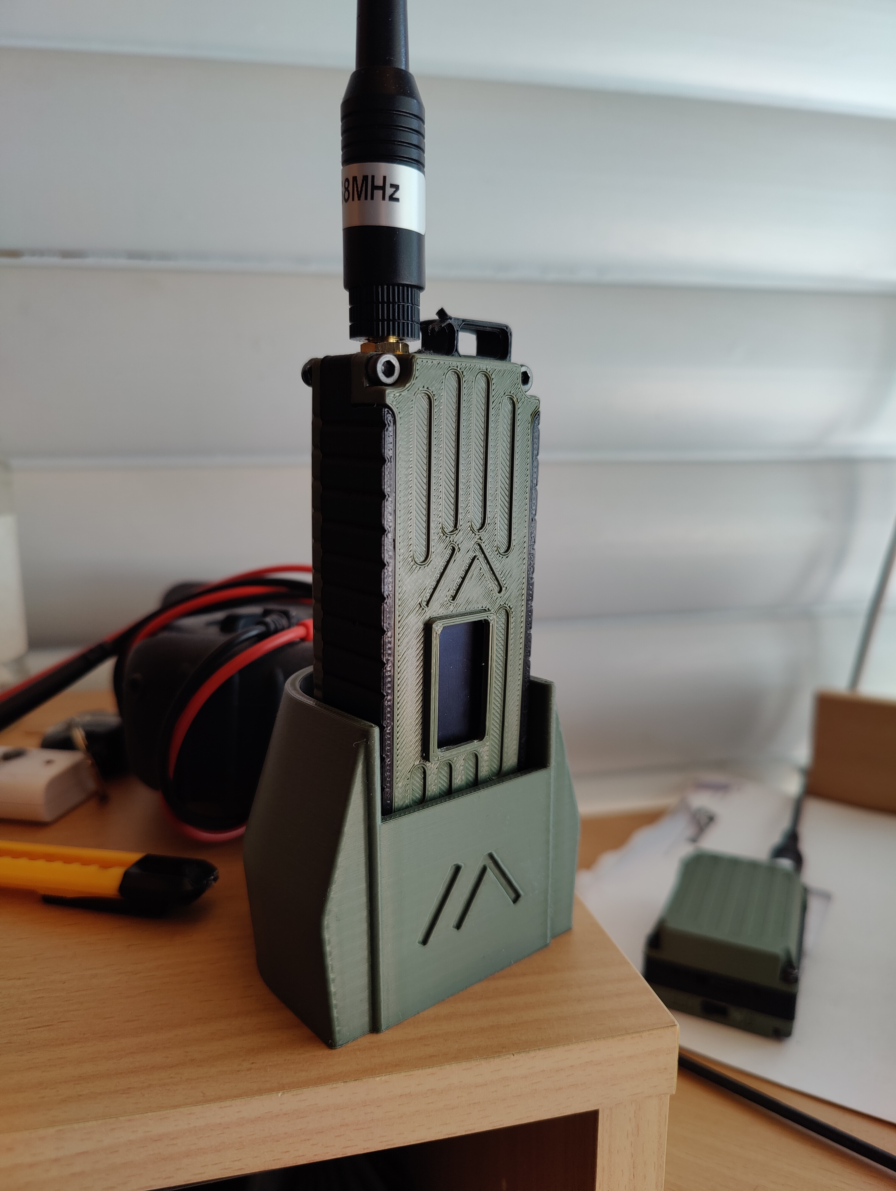 Stand for TonyG Heltec v3 case