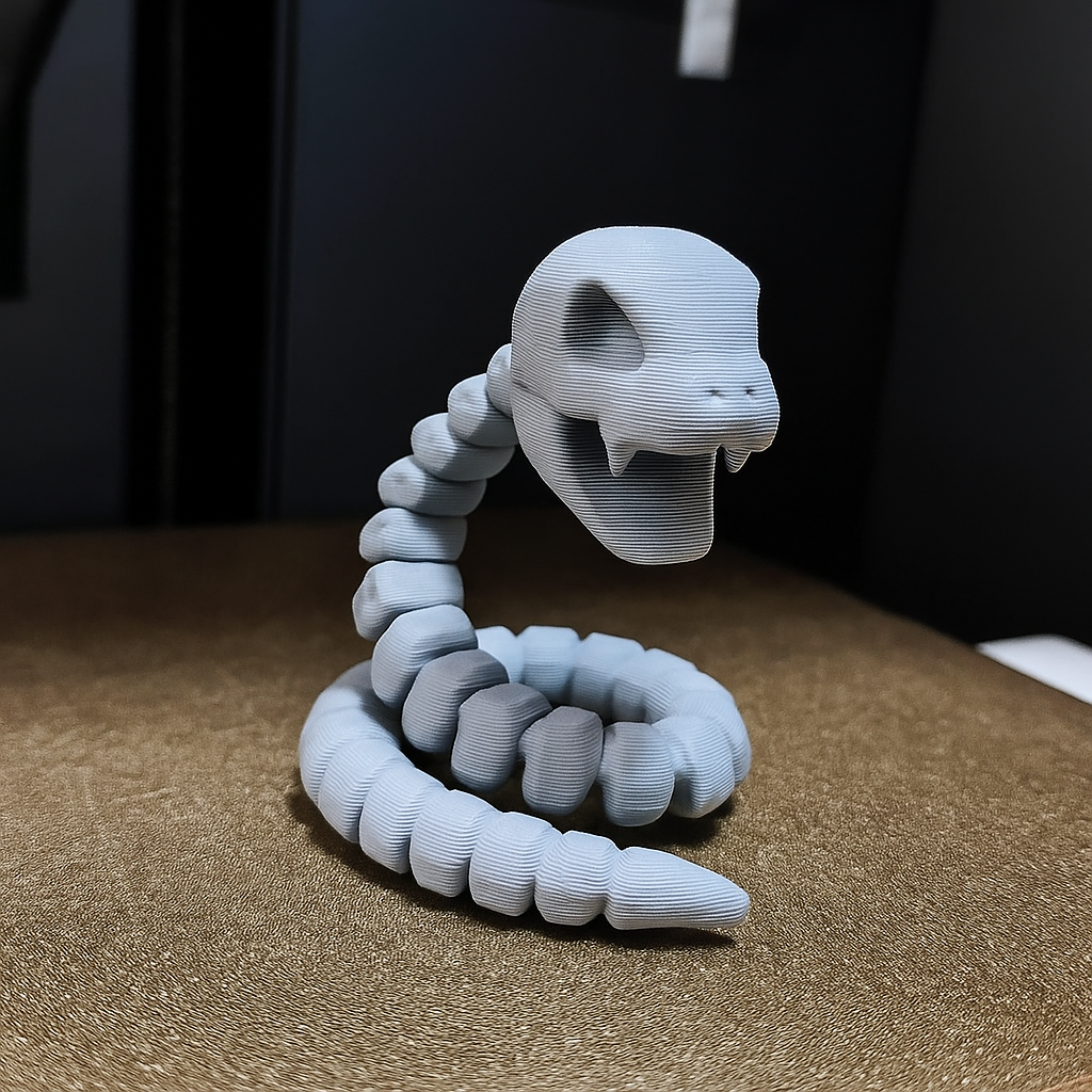Ekans Skeleton (Pokemon) - Snake Statue