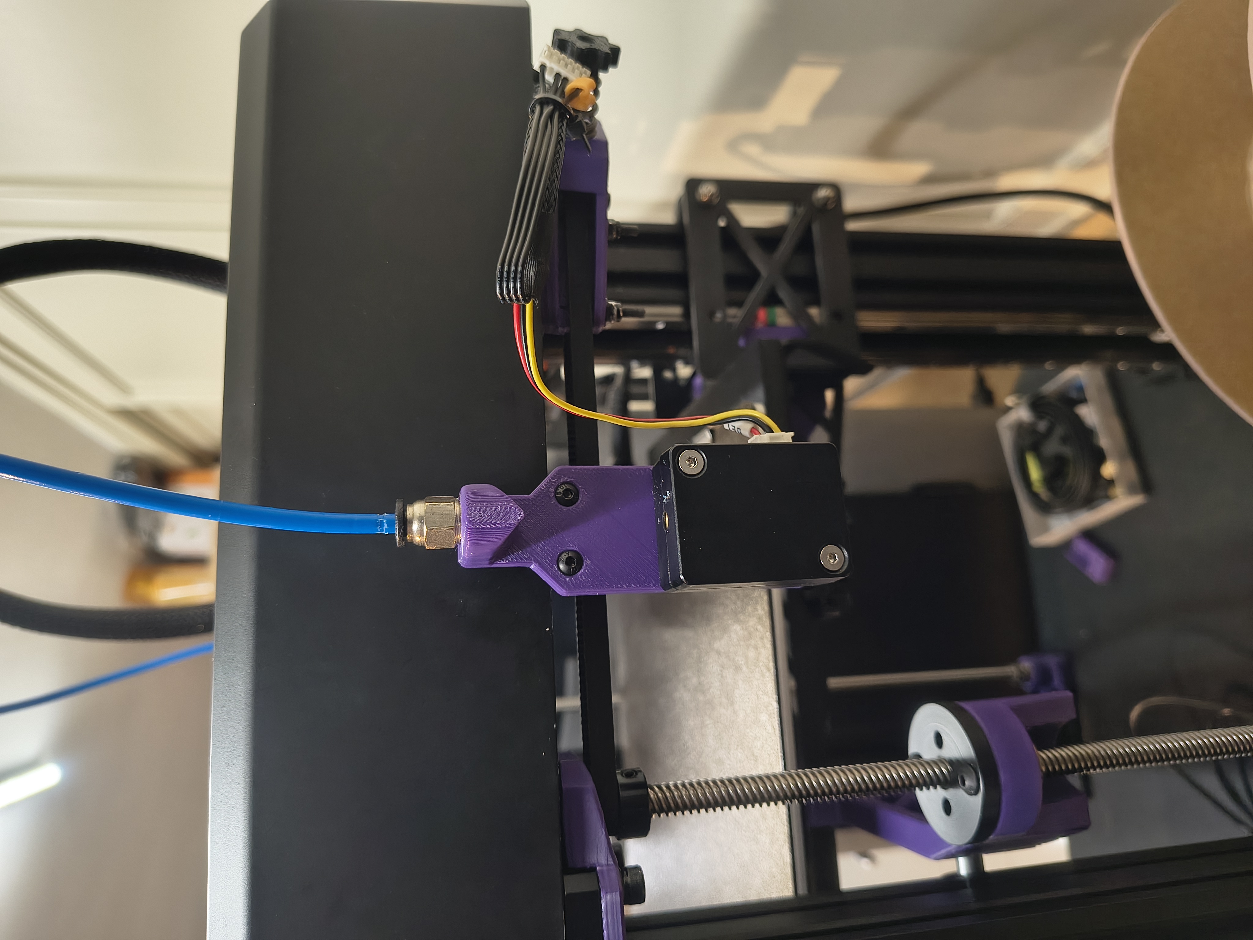 Lateral relocation backet for Ender7 filament sensor