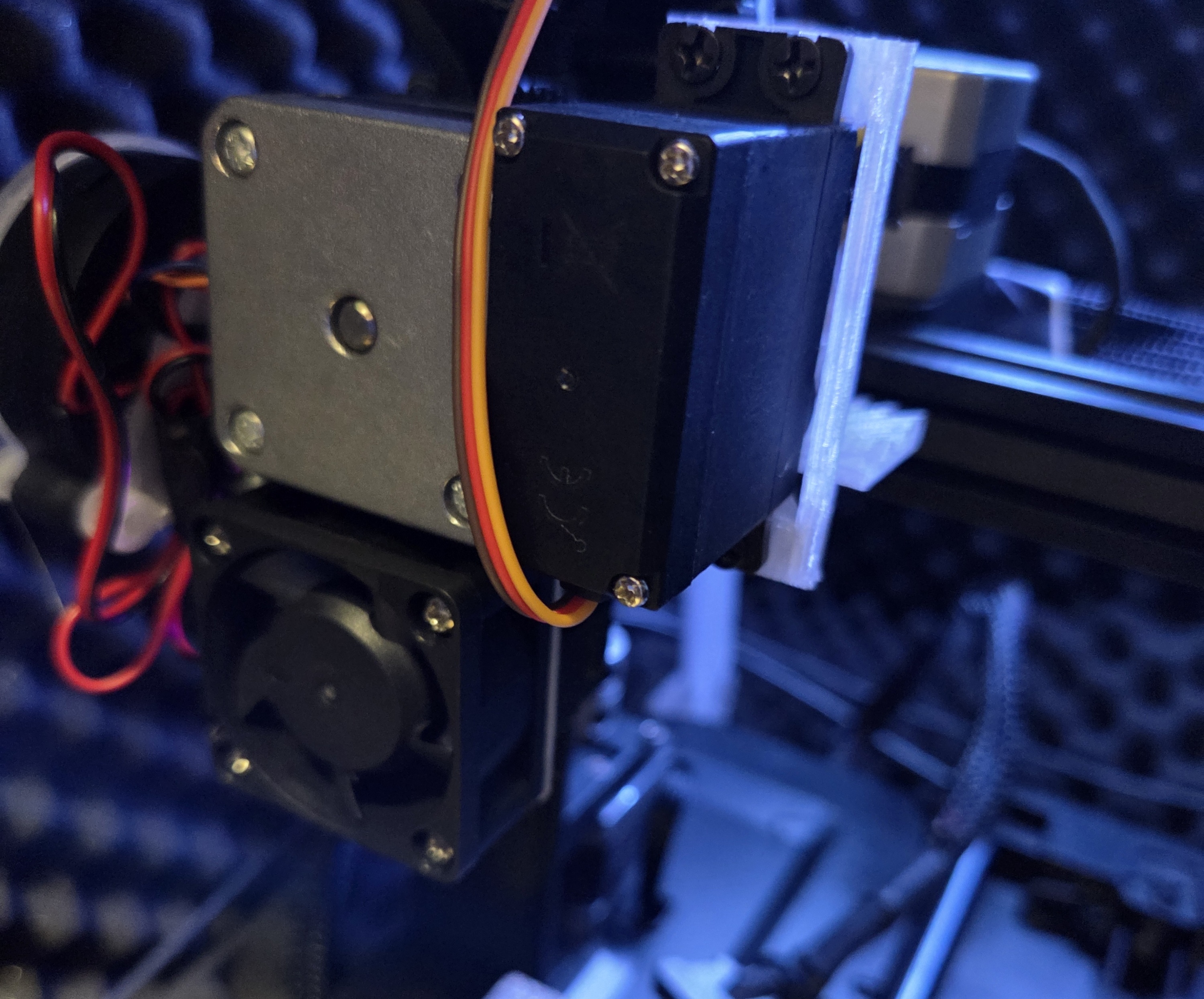Filament Cutter for Ender 3 v3 SE (Servo Motor Edition)