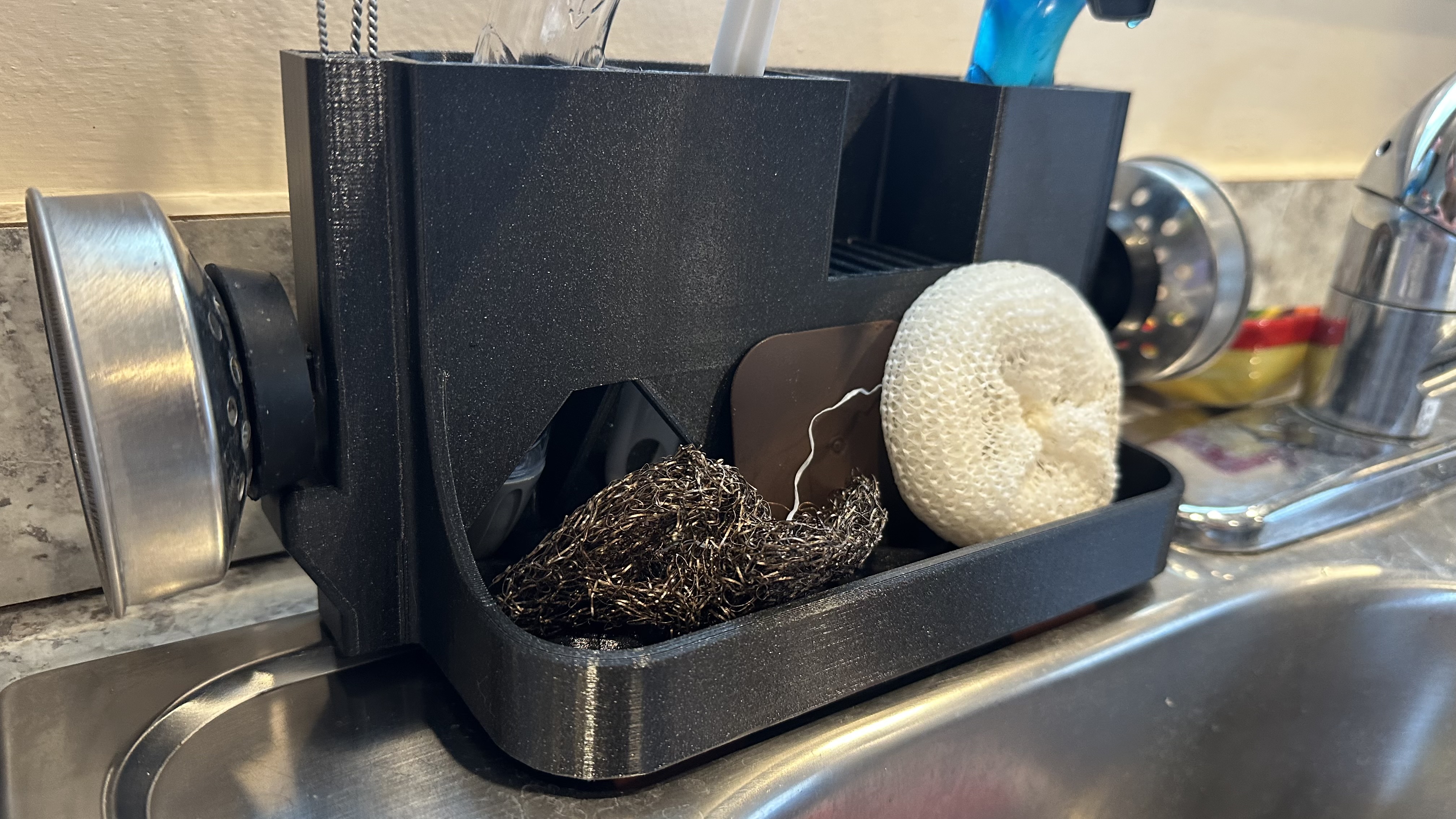 Kitchen Sink Organizer Which Holds Sink Strainers