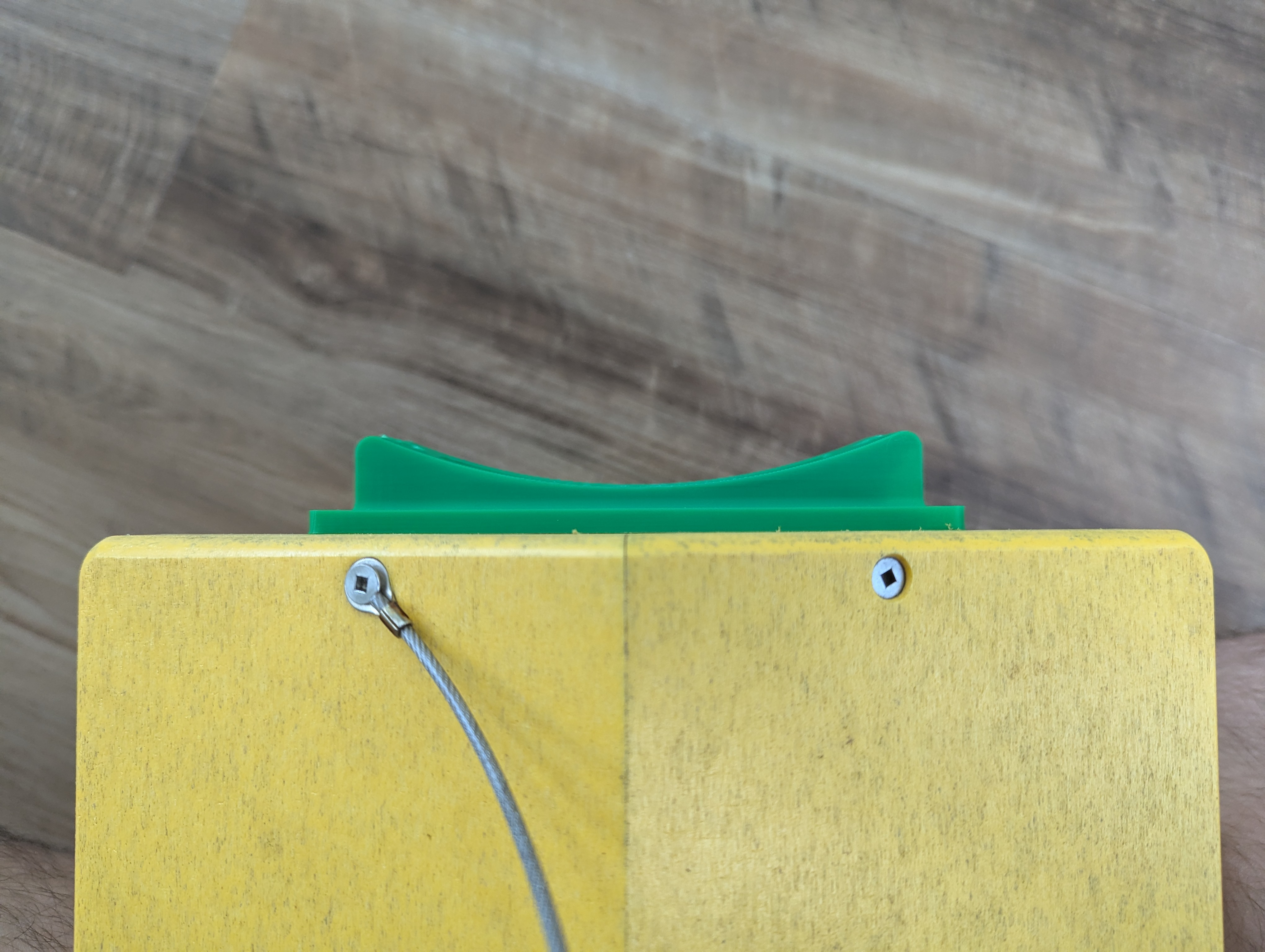 Miniatura 3 do modelo 3D Bird Box Tree Bracket