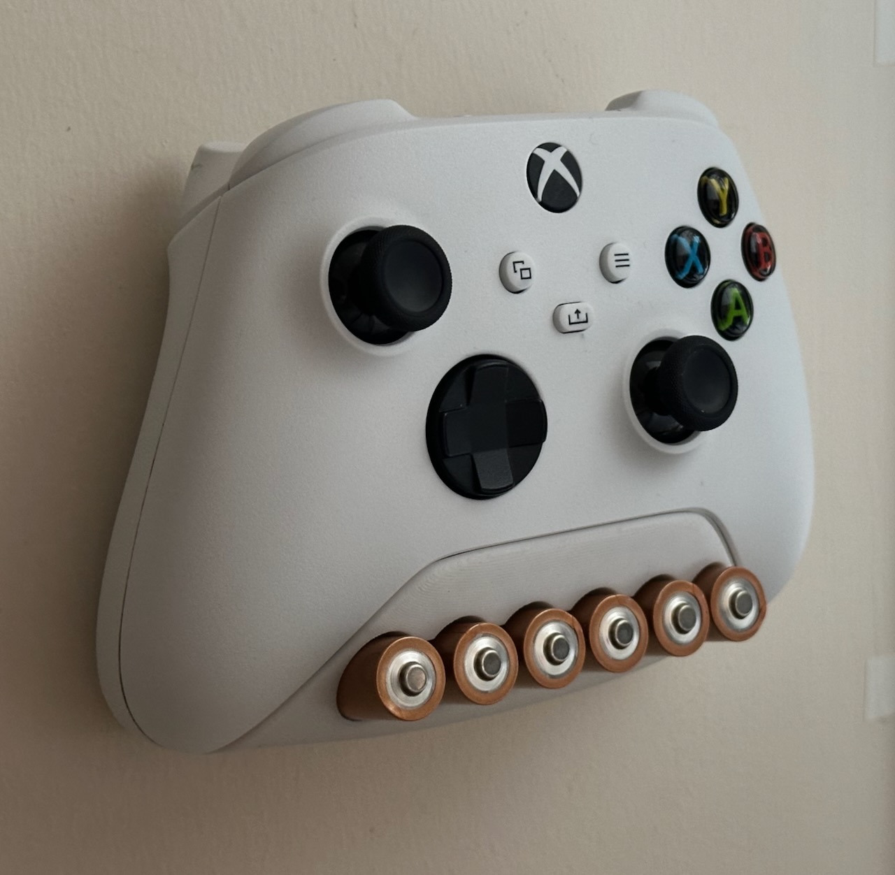 Xbox Controller Wall Mount w/AA Battery Storage