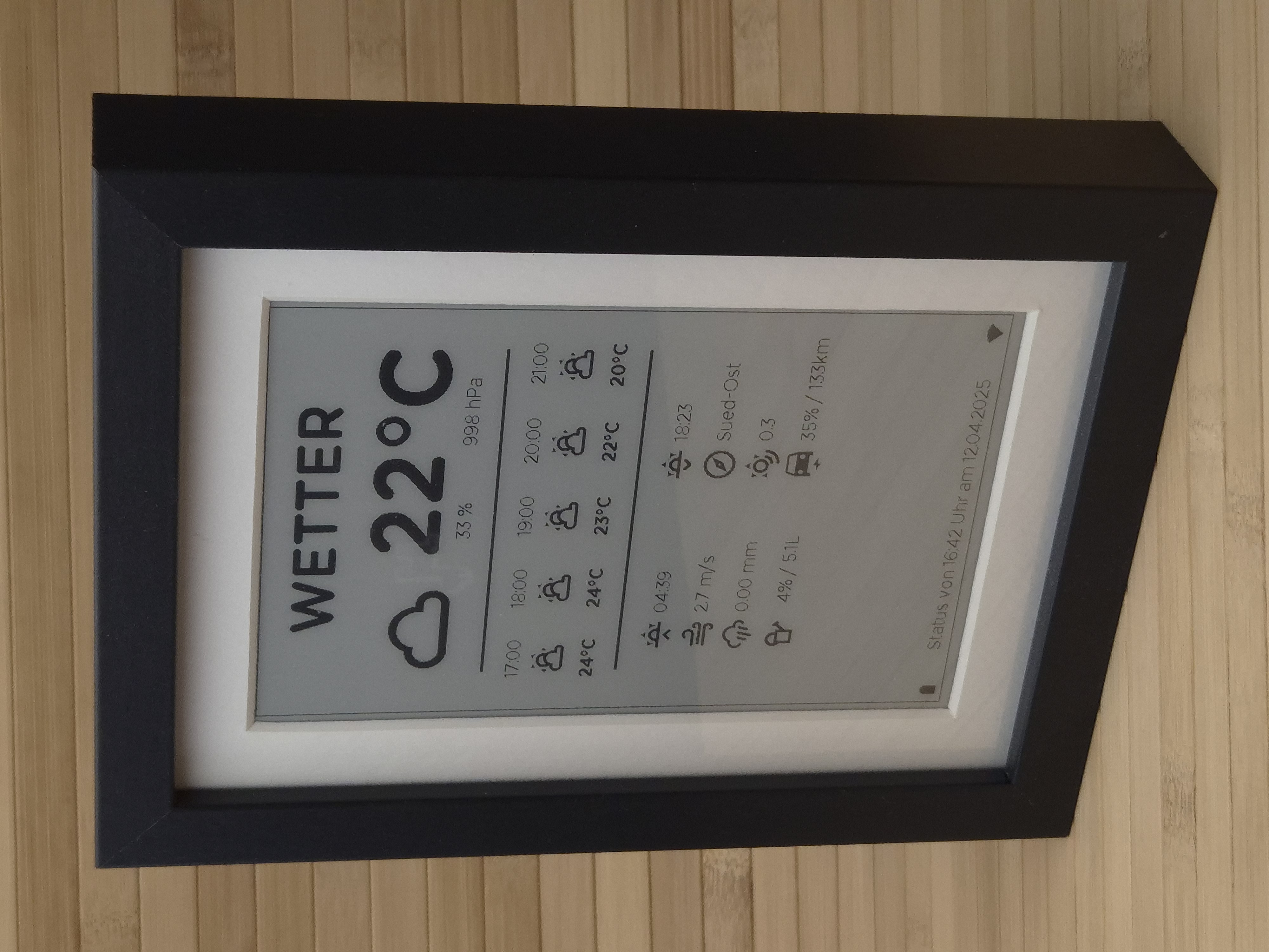 Ikea RÖDALM - eInk frame insert for 13x18cm / 5″x7″ picture frames by Nerdiy.de