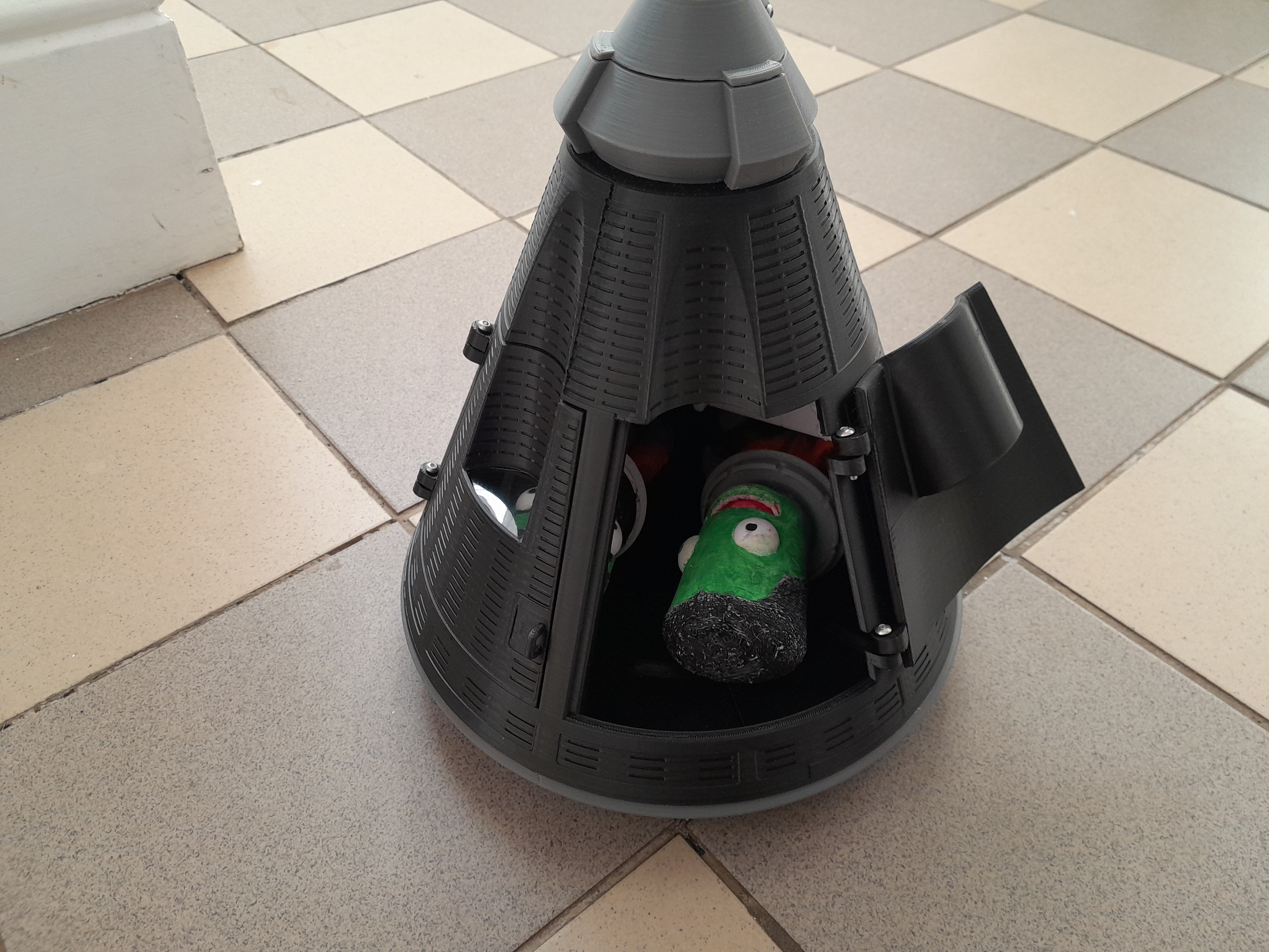 Mk2 Command Pod from Kerbal Space Program — miniatura 10