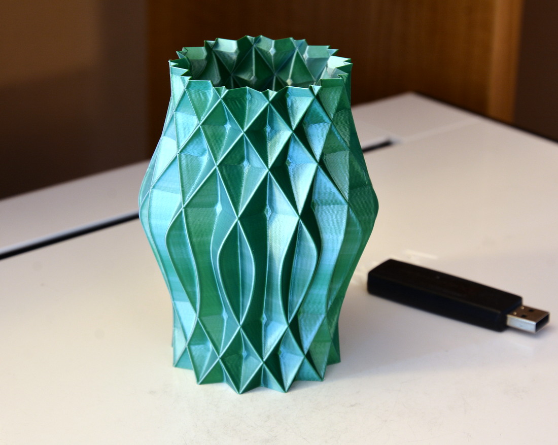 Vase 947 3D model