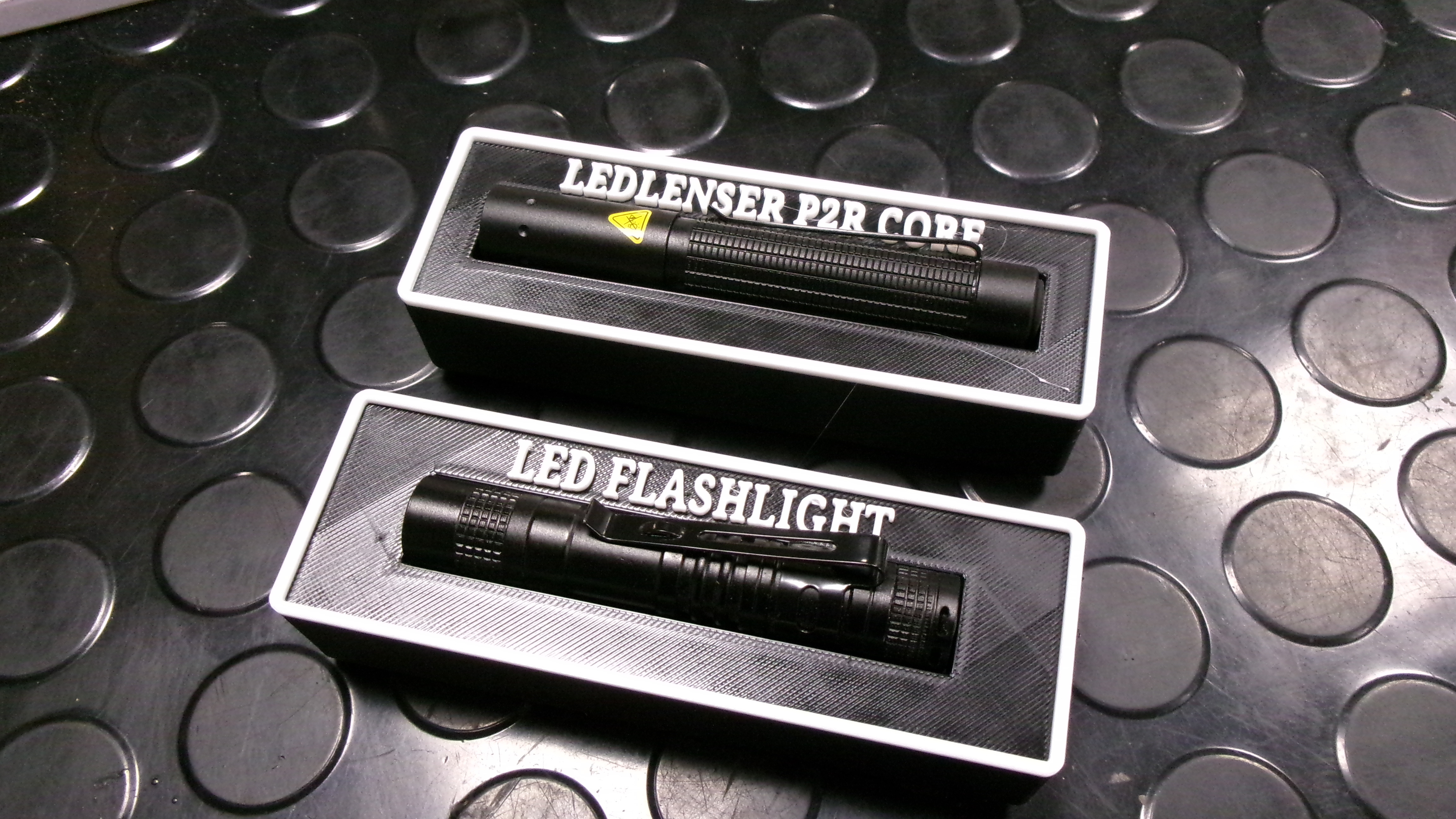 Gridfinity holder Mini chinese LED FLASHLIGHT & LEDLENSER P2R CORE