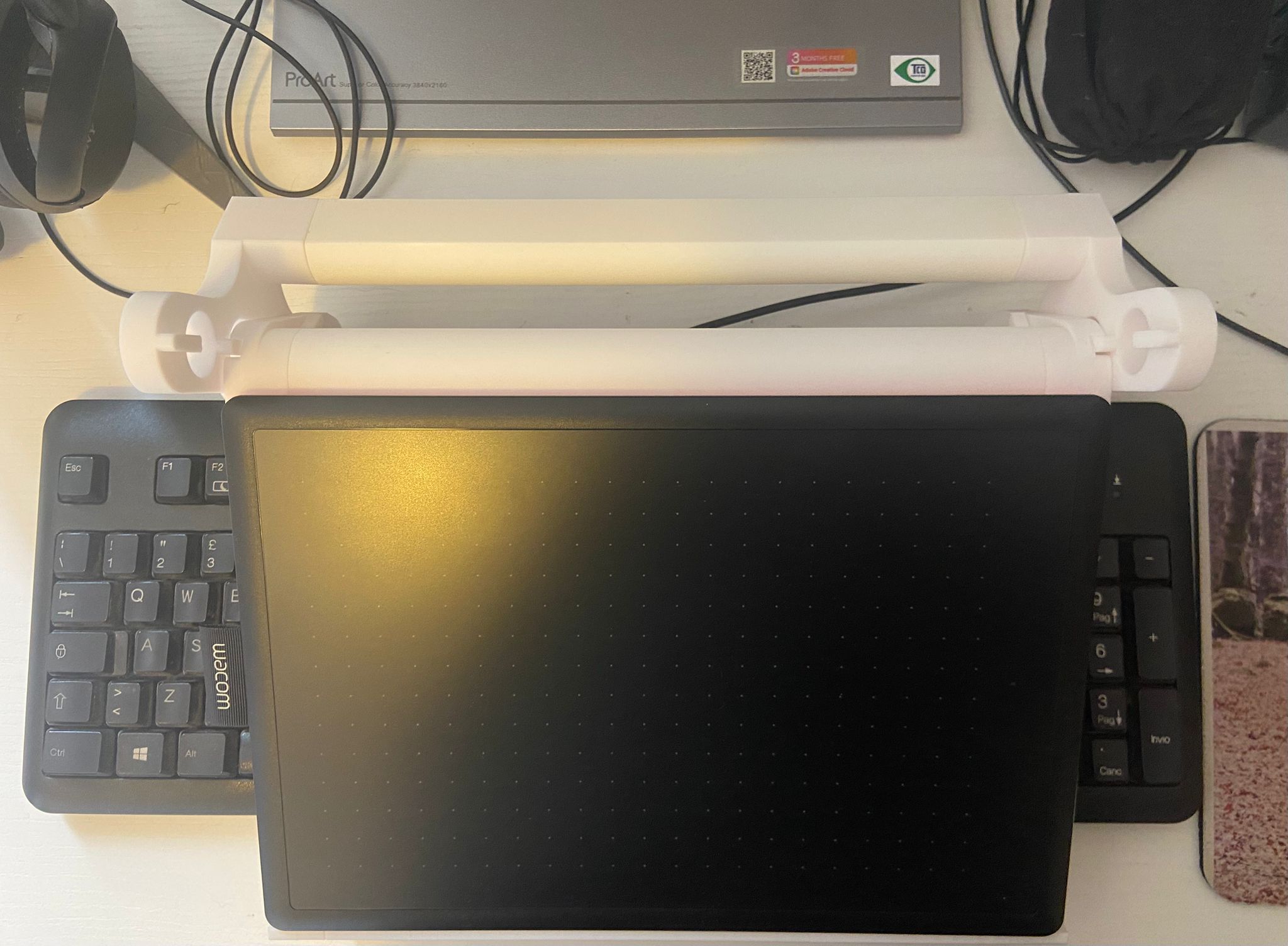 Miniatura 2 do modelo 3D Drawing Tablet Stand - Over Keyboard