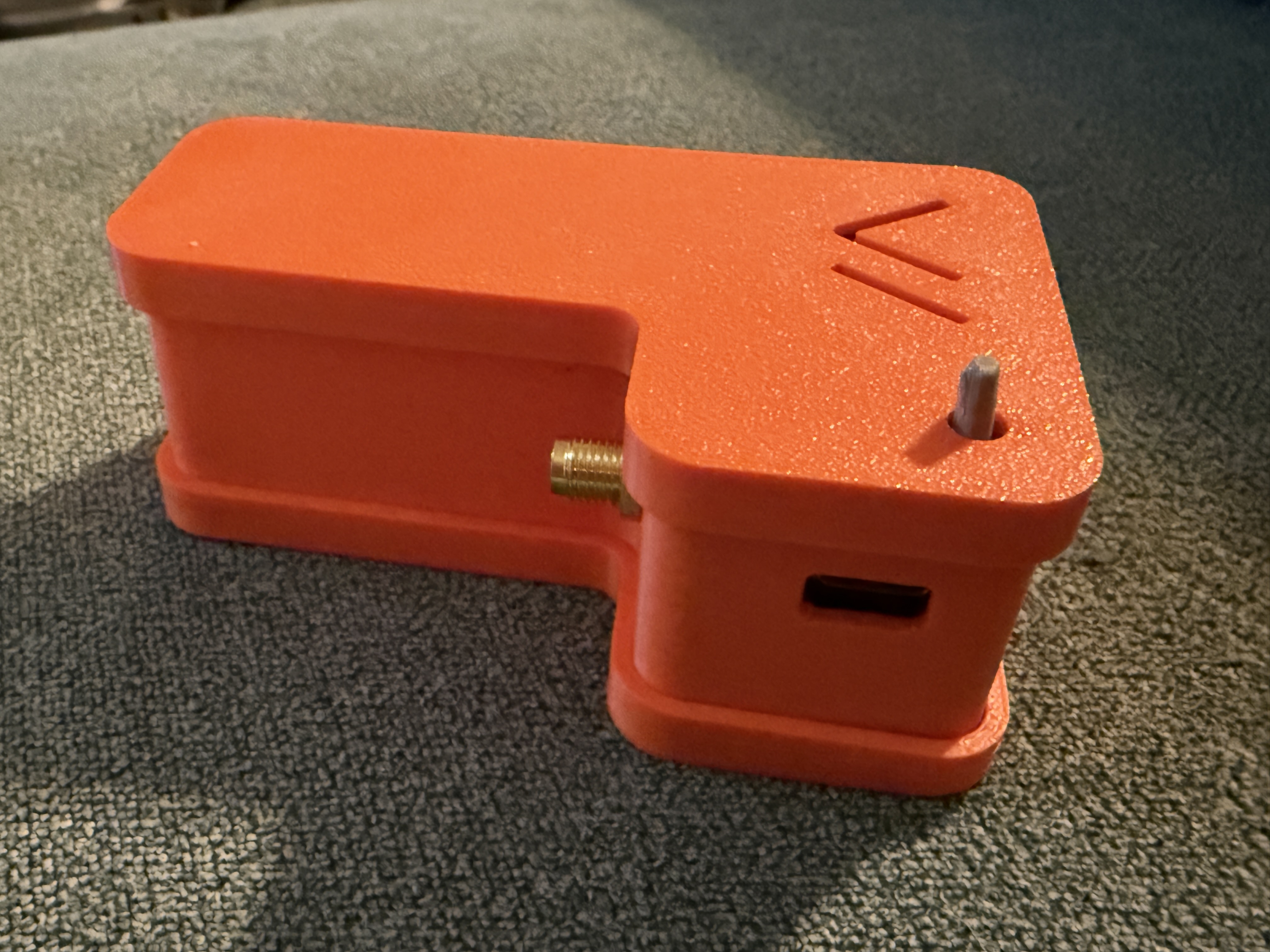 XIAO nRF52840 Wio-SX1262 Meshtastic Enclosure with 18650 Battery for Desktop