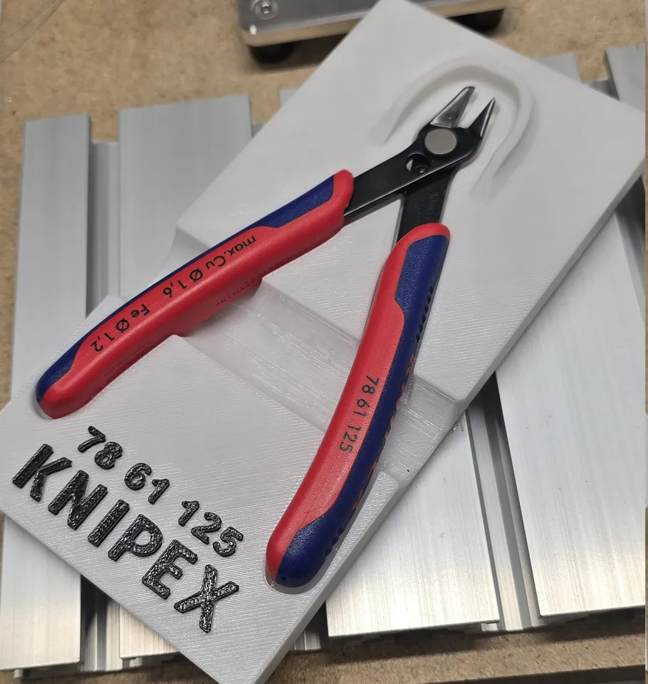 Knipex Gridfinity Flush Cutters 7861125 by Mindutis | Download