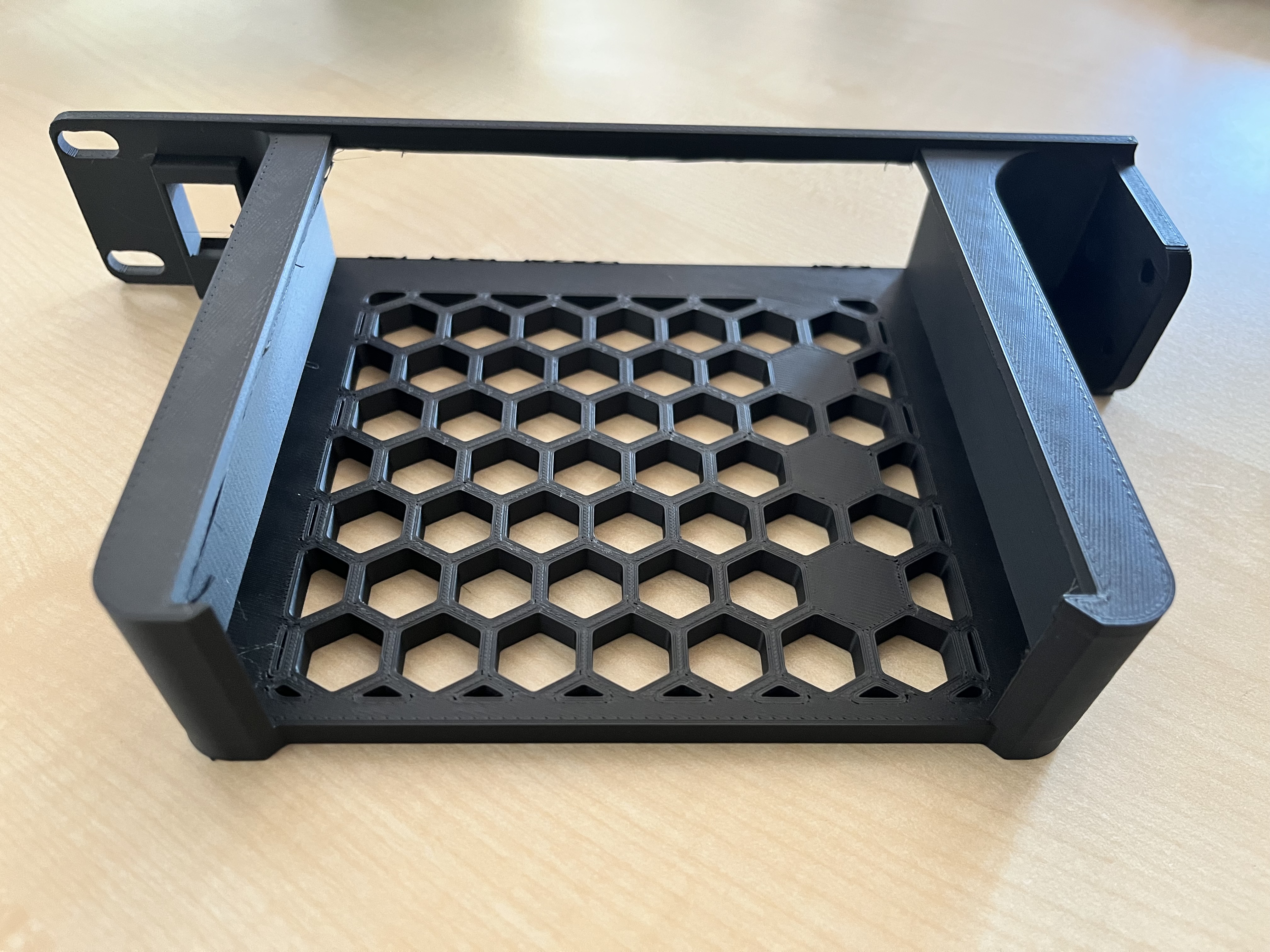 Modular Rack Mount for UniFi UXG Max | UniFi UCG-Ultra | UniFi UCG-Max (19" version)