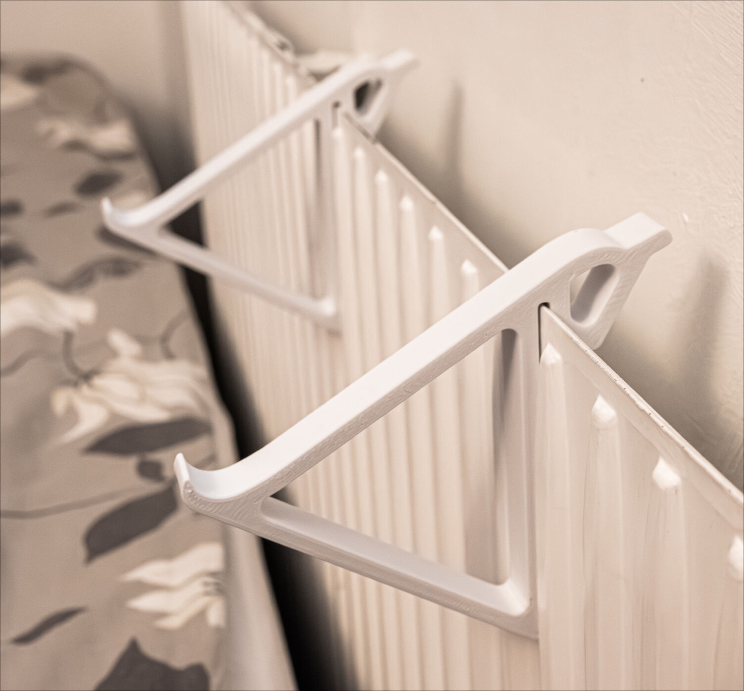 Logitech K400r Radiator bracket — miniatura 4