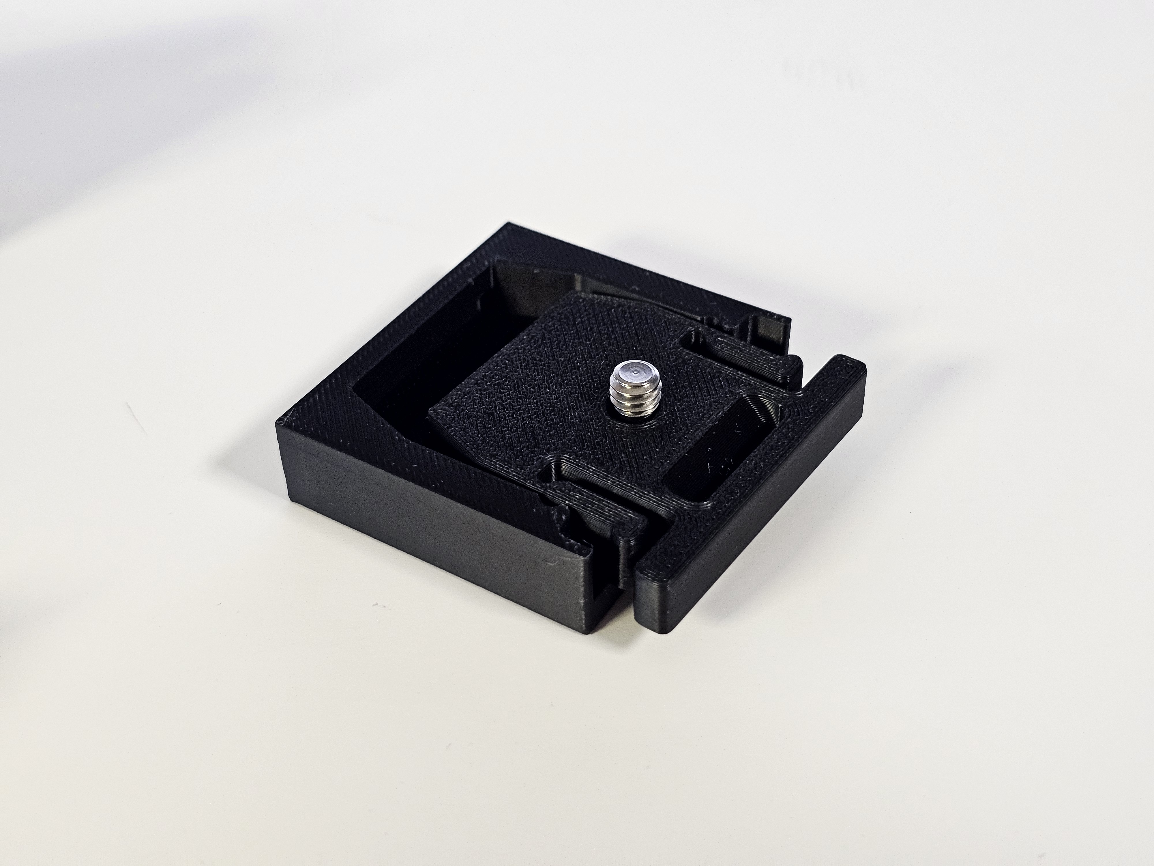 Miniatura 8 do modelo 3D Camera Backpack Clip