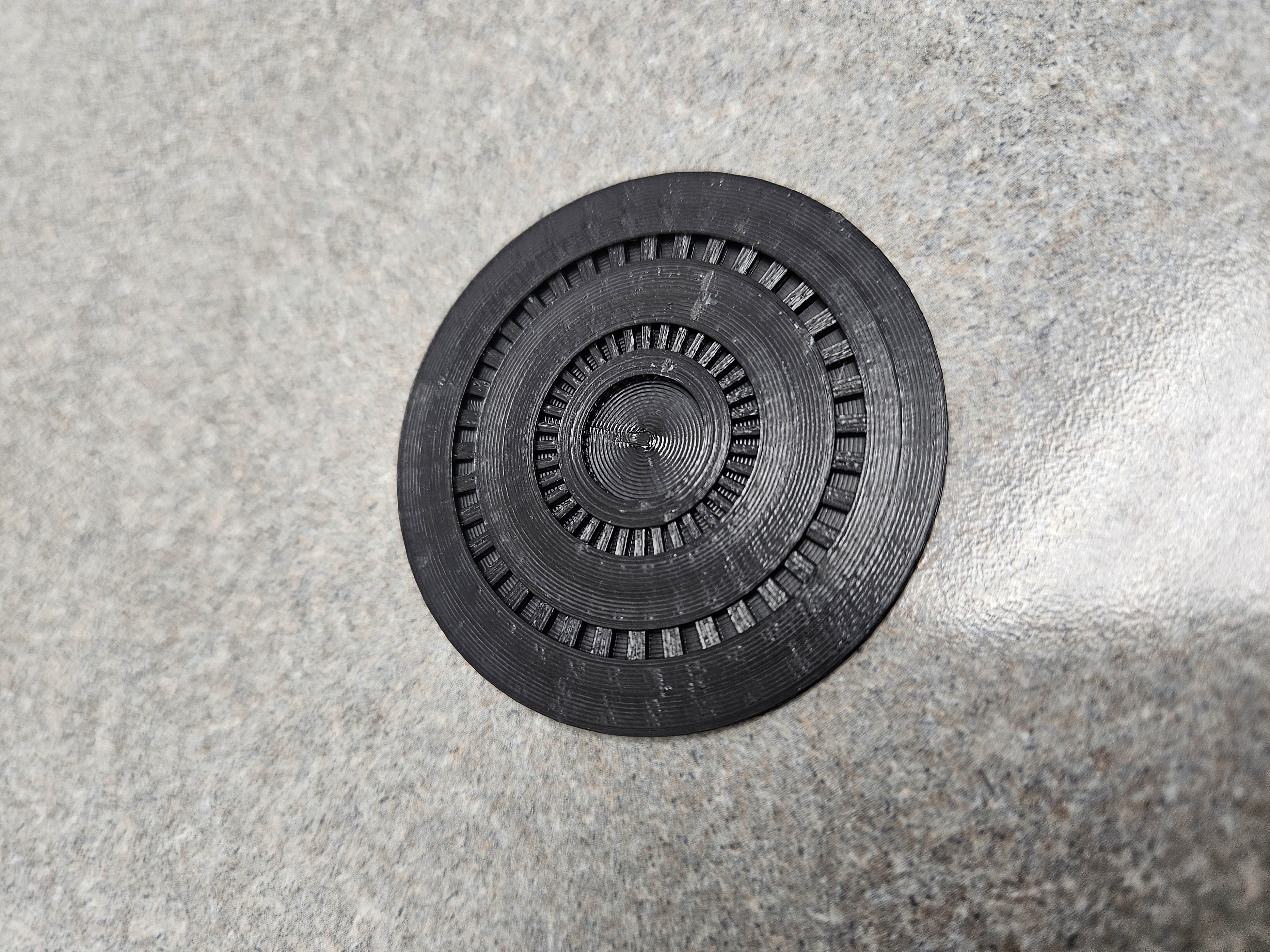 Vacuum bag air disc