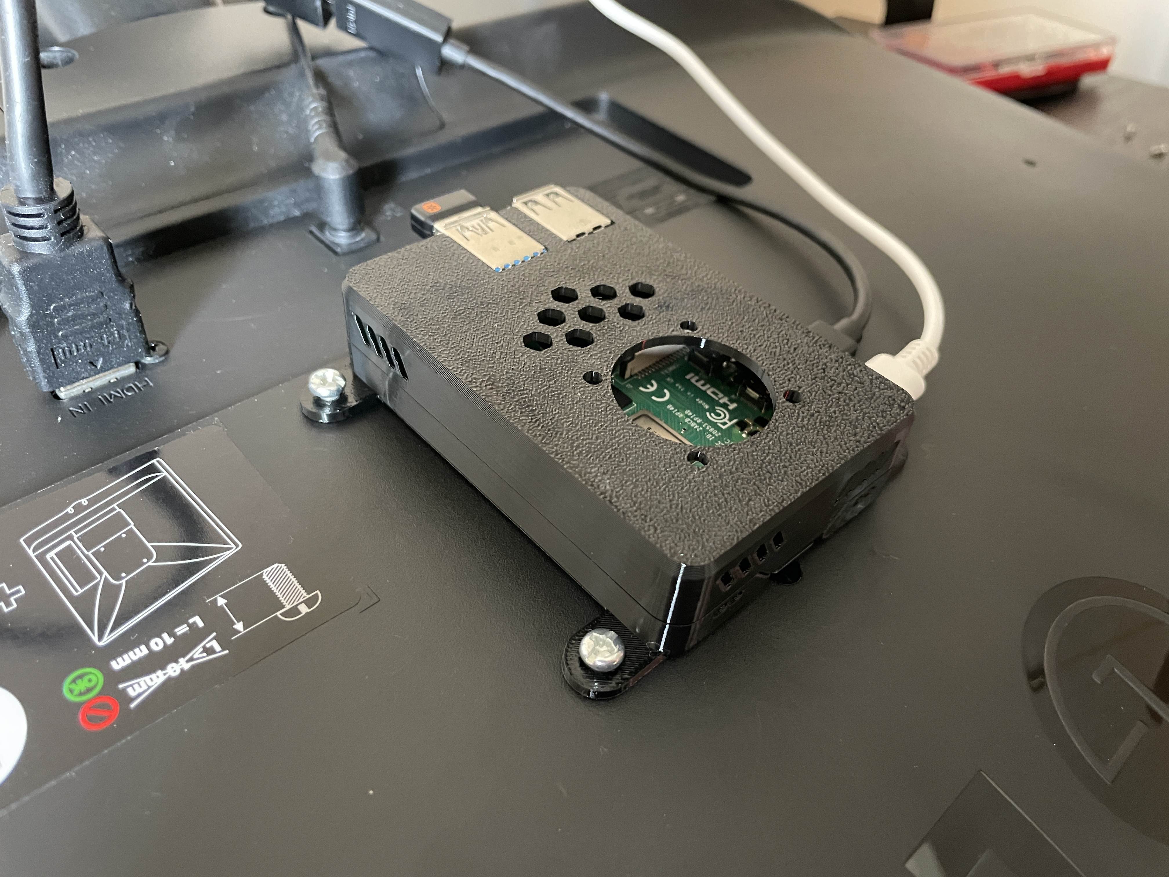 Malolo's Raspberry Pi 4B Case Bottom - VESA 75mm Mount