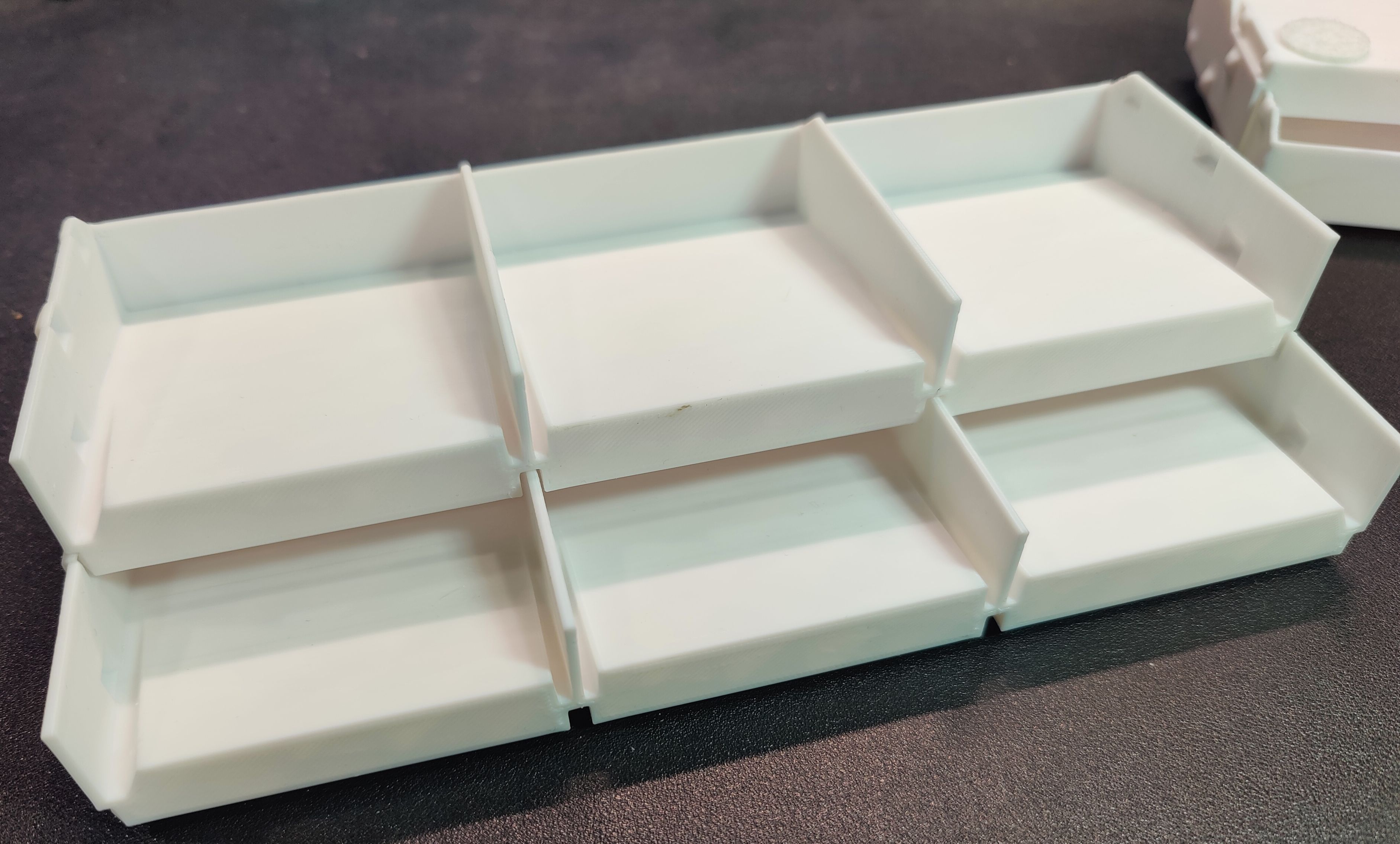 Miniatura 2 do modelo 3D Snap Together Stackable Card Tray