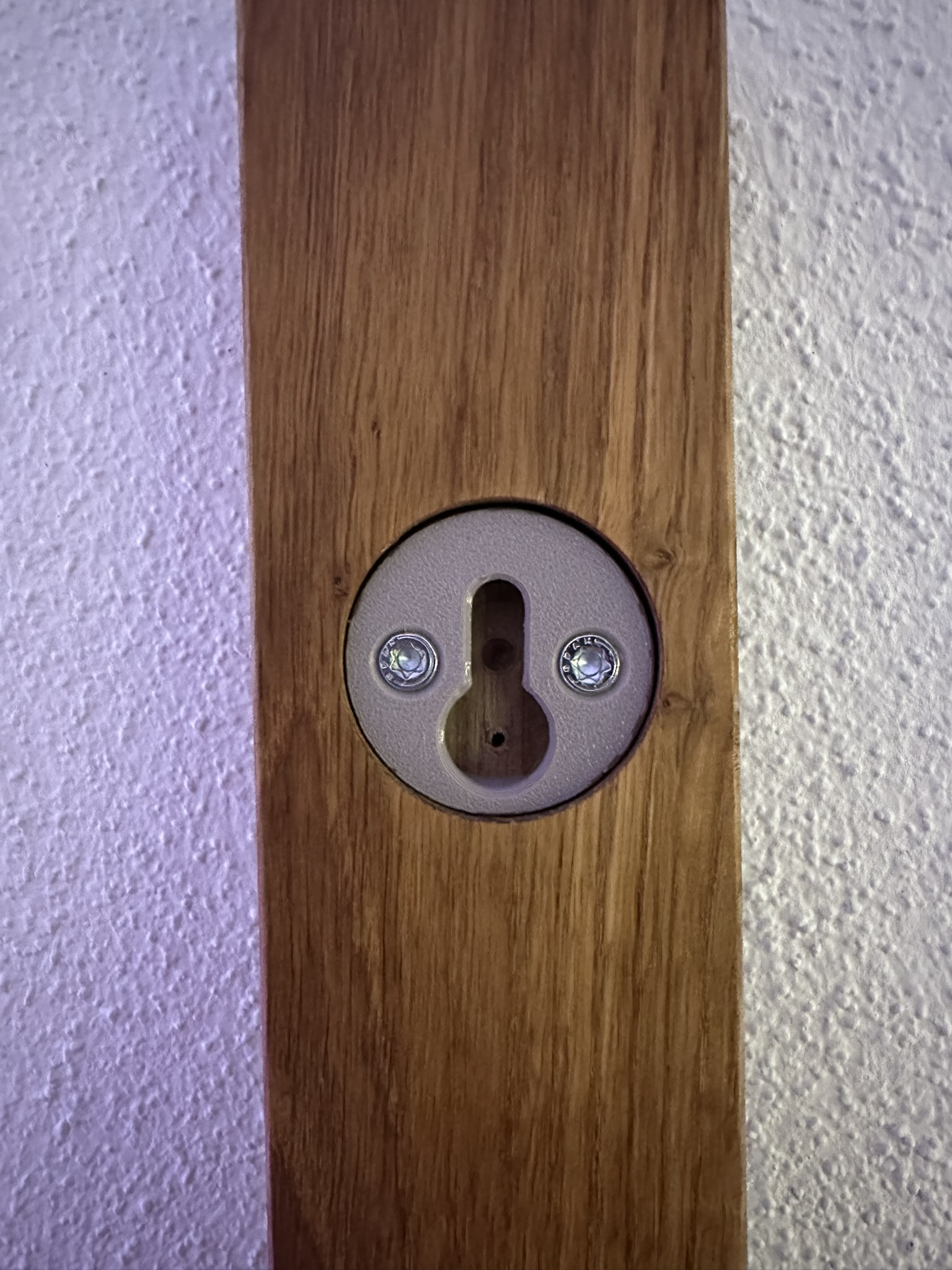 keyhole hanger / Schlüsselloch - Aufhänger