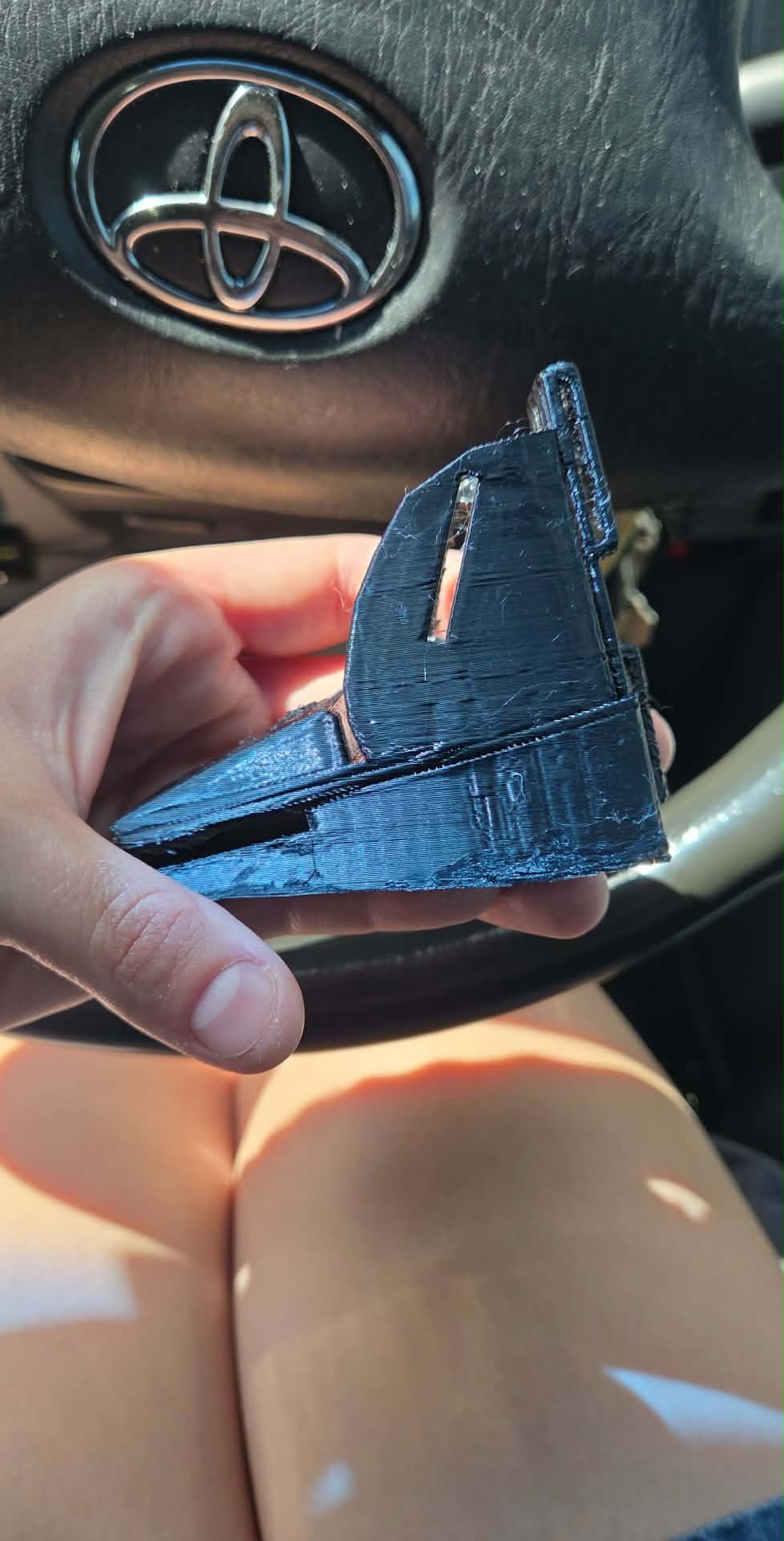 The Jubel - a feline hock injury brace
