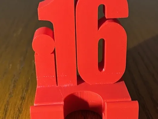 i16 iPhone Stand
