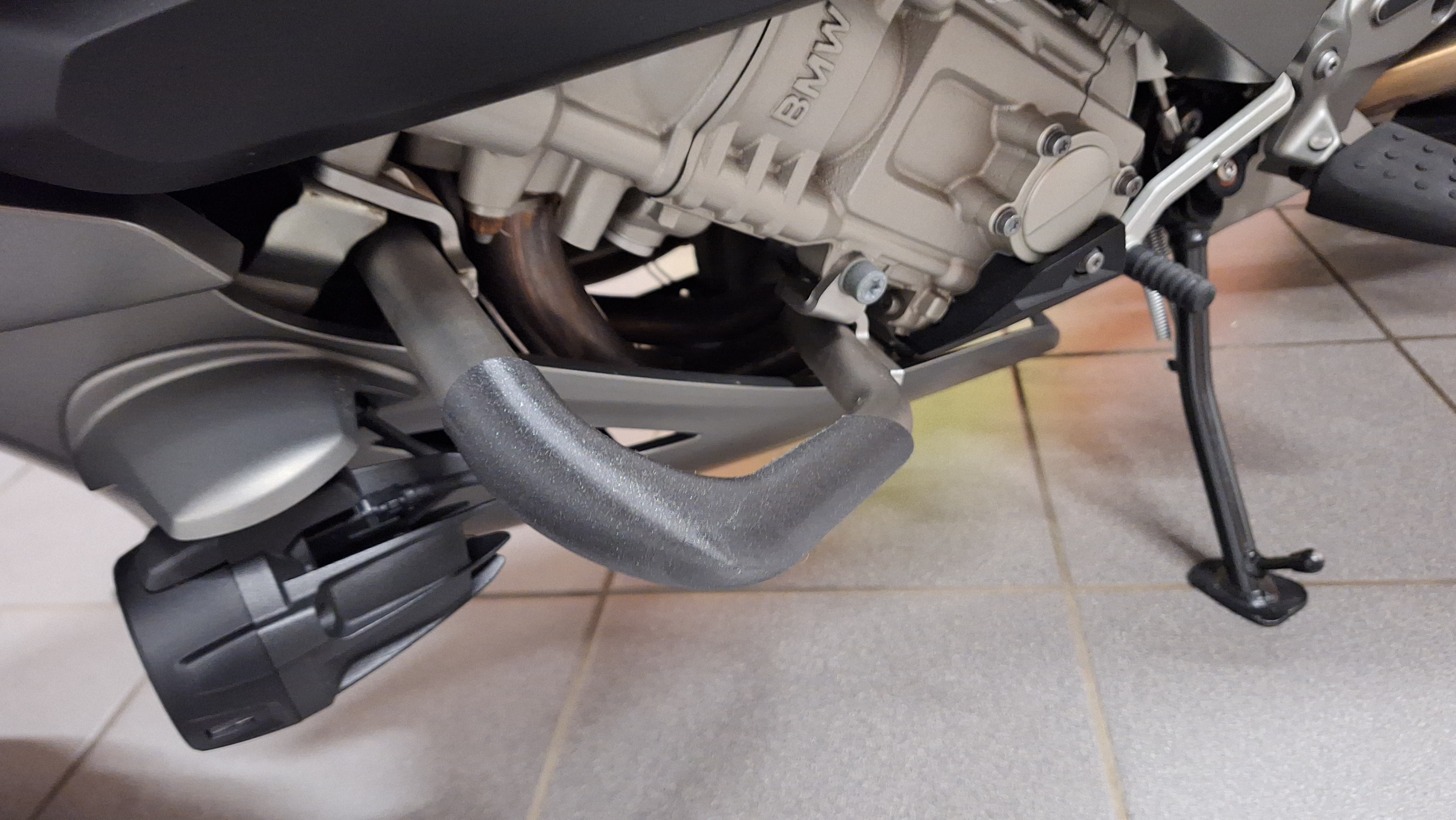 BMW K1600 GT GTL crashbar protector