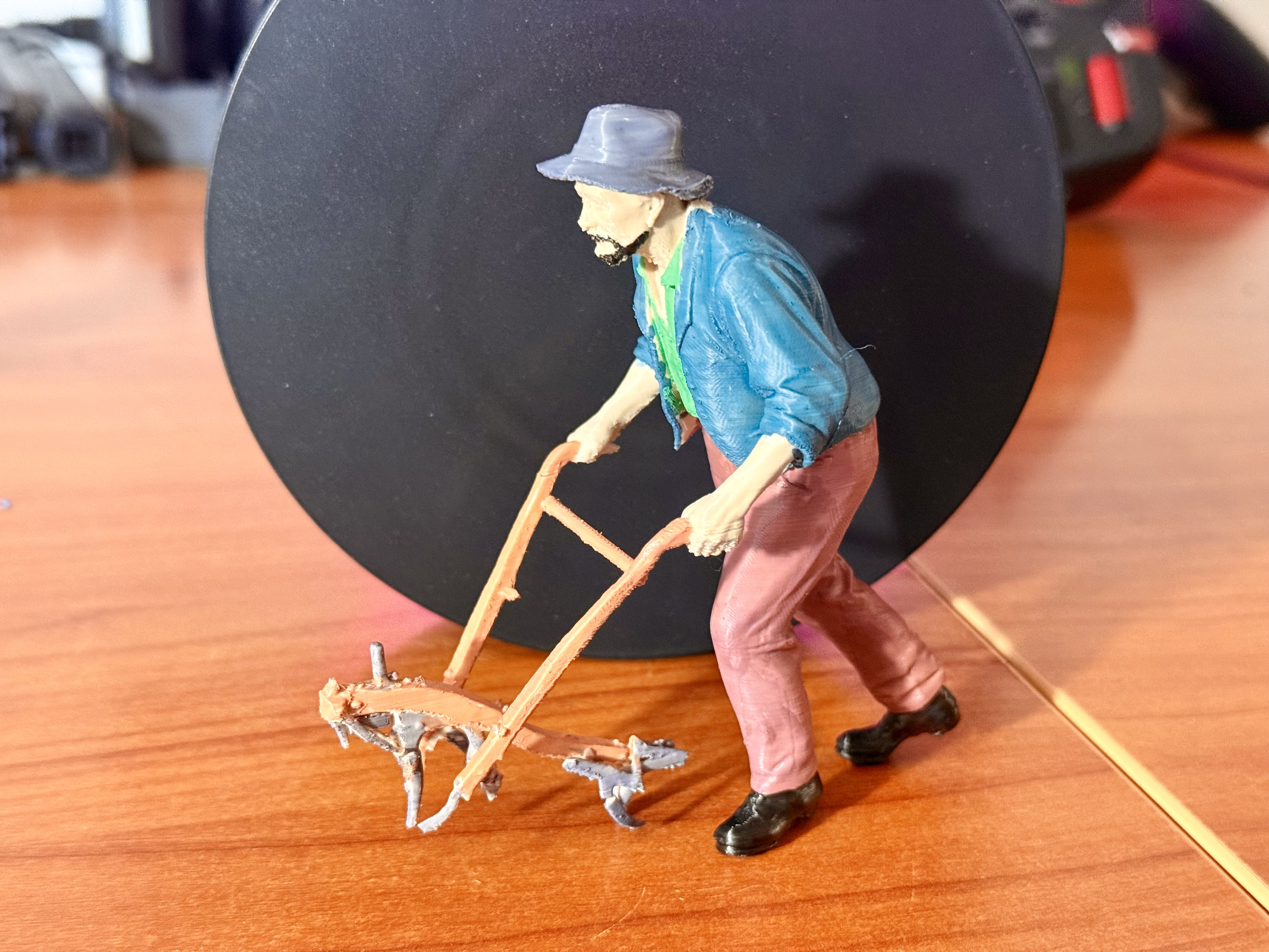 statua contadino con aratro v2 presepe