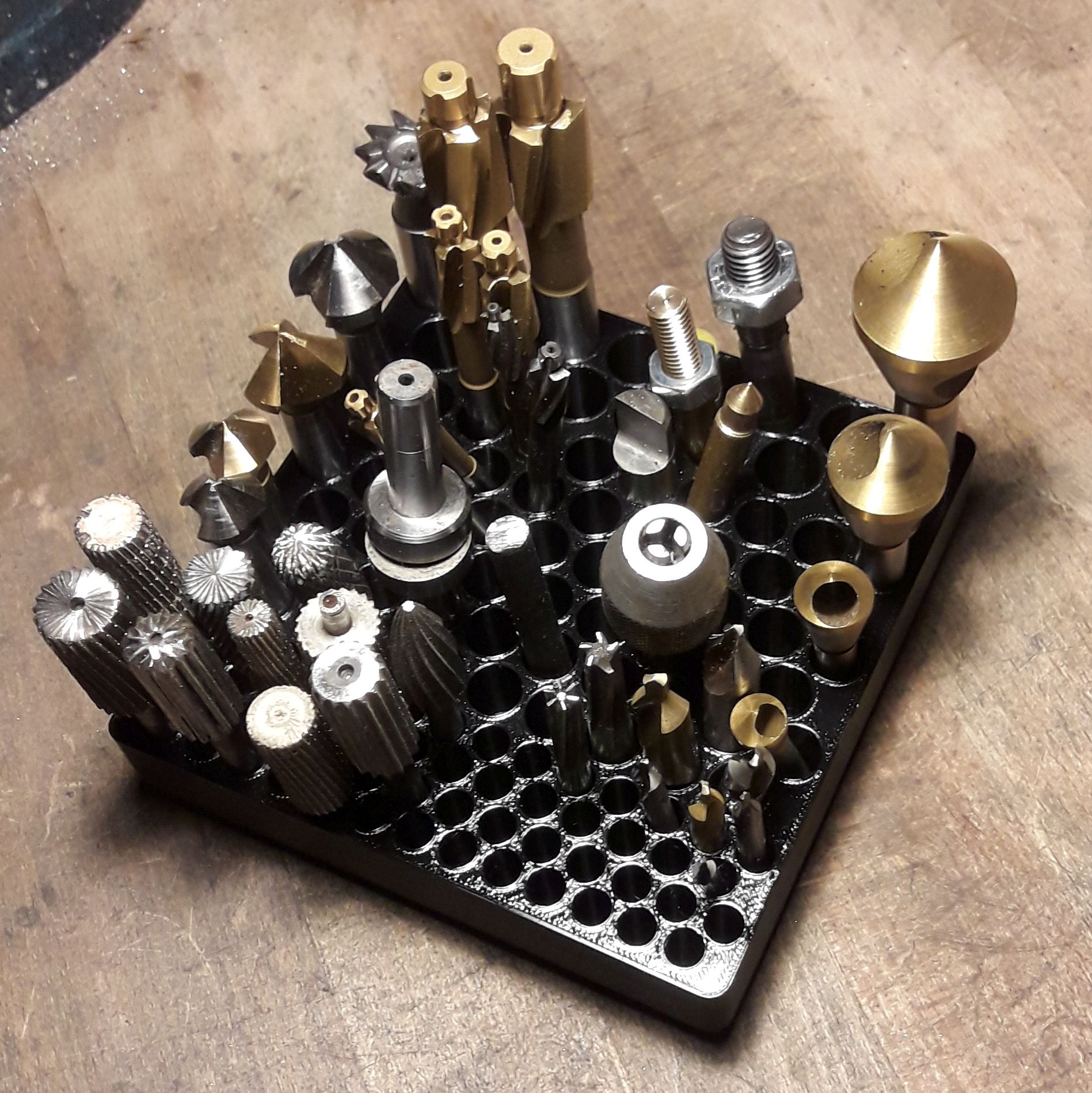 Gridfinity 3x3 tray for various shank size tools for lathe or mill 3D model thumbnail