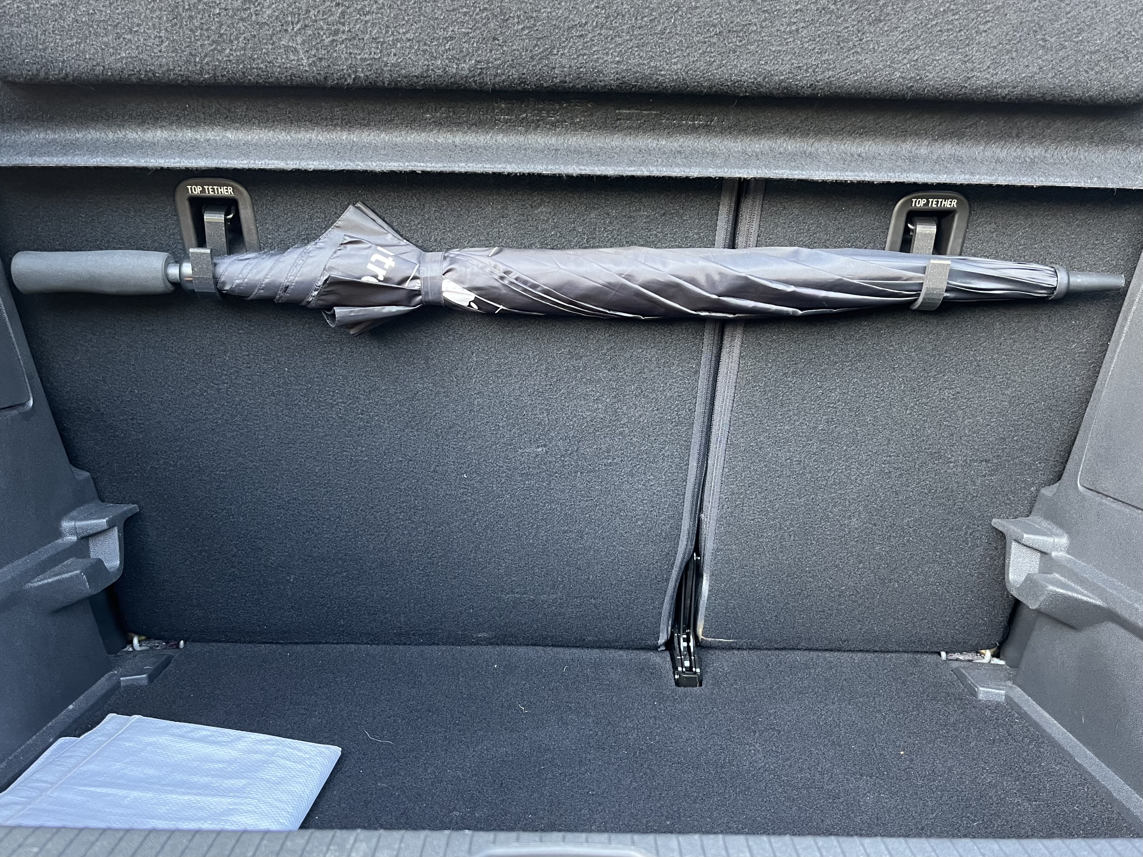 Trunk umbrella holder (top tether) — miniatura 2