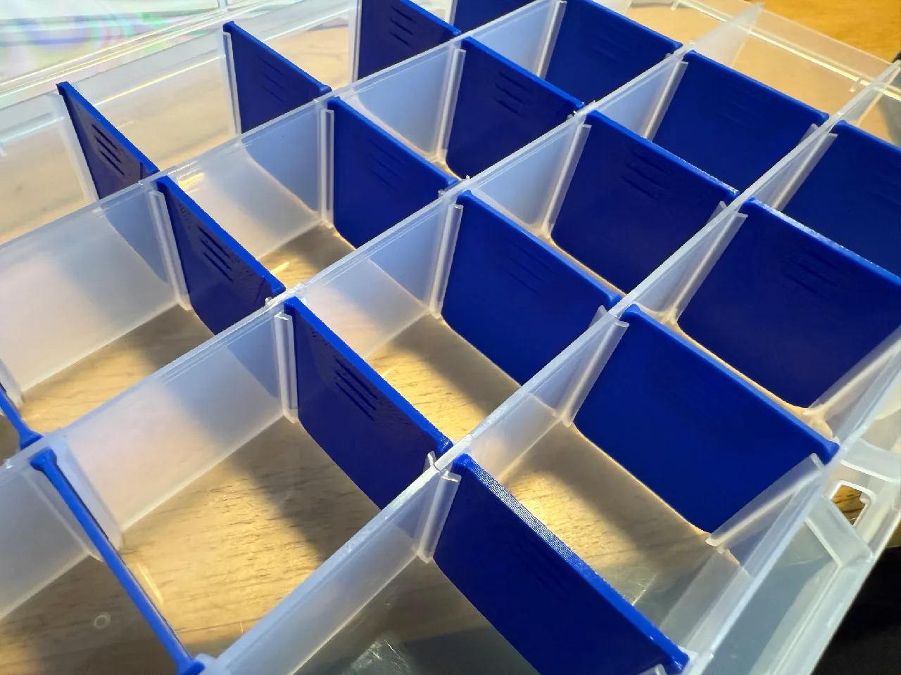 dividers for flambeau fishing lures Tuff Tainer clean metal surfaces to prevent oxidation Bass Pro Shops Flambeau Zerust